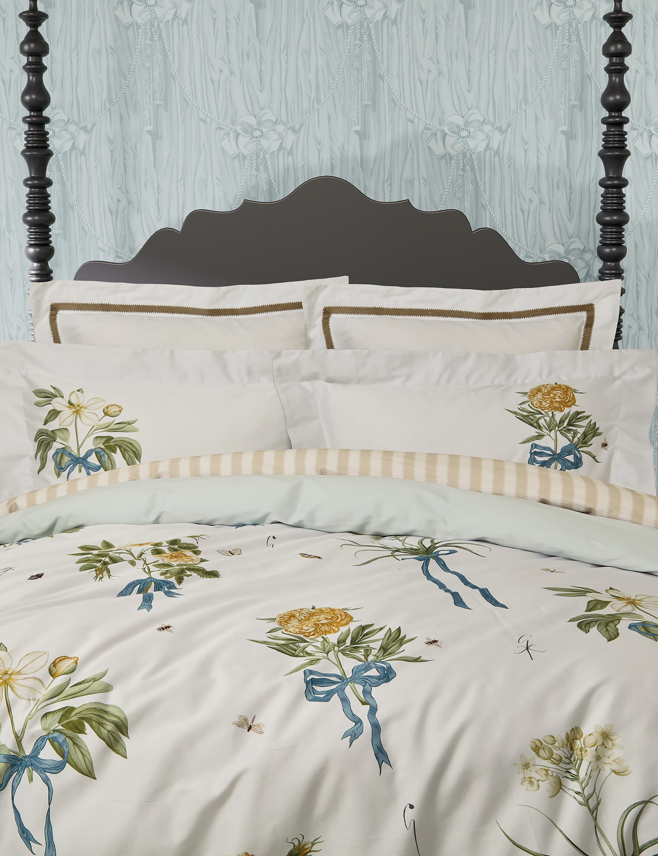Sanderson Cupids Beau bedset, imported from the UK