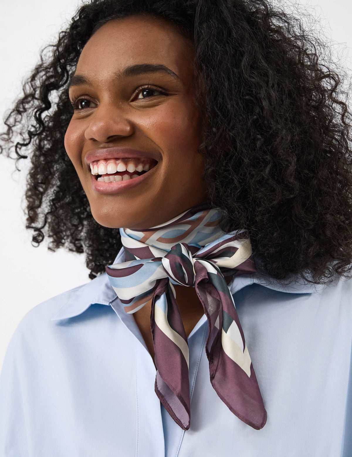 Accessorize satin multi-link square scarf - British product