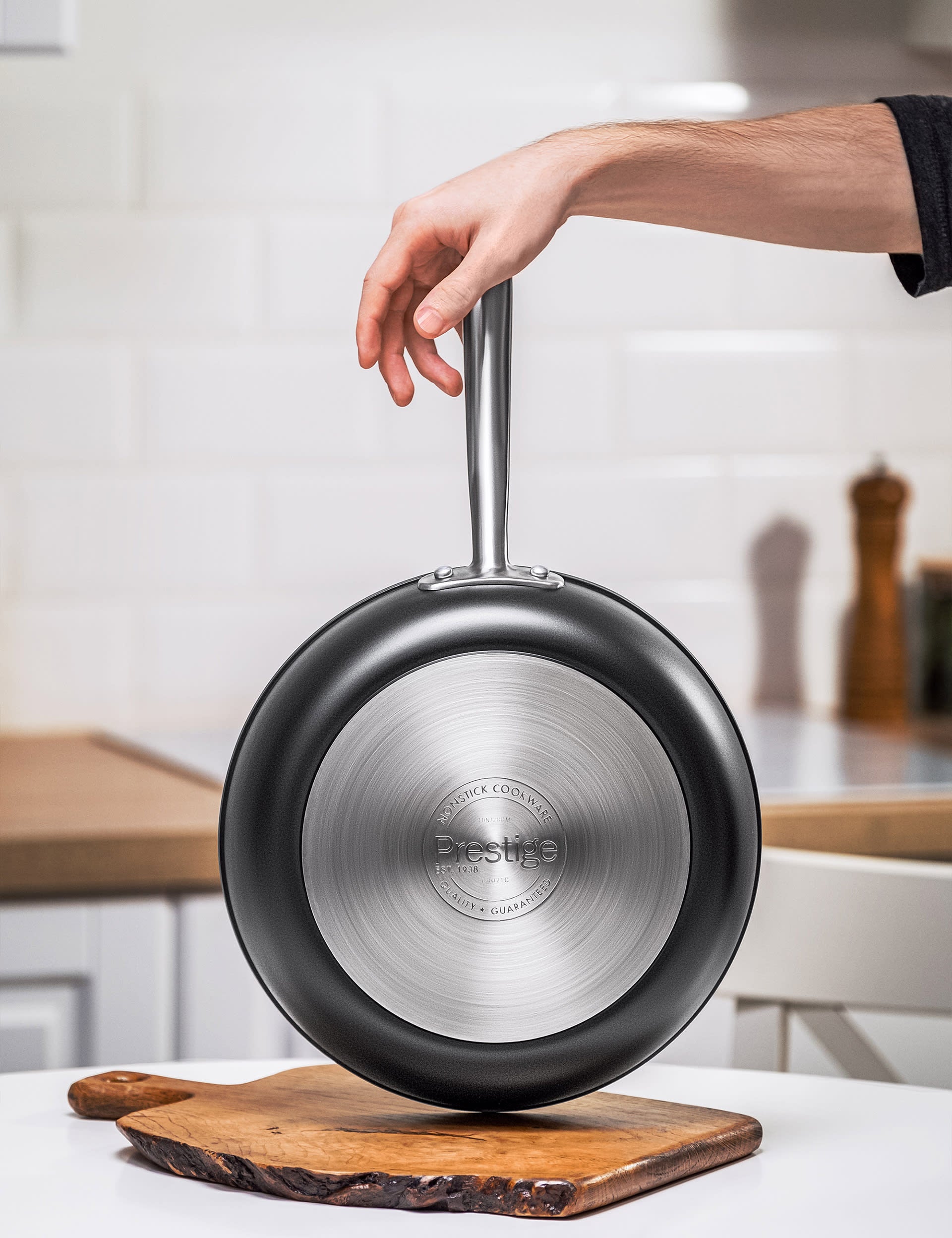 Prestige Scratch Guard 25cm non-stick frying pan (British brand)