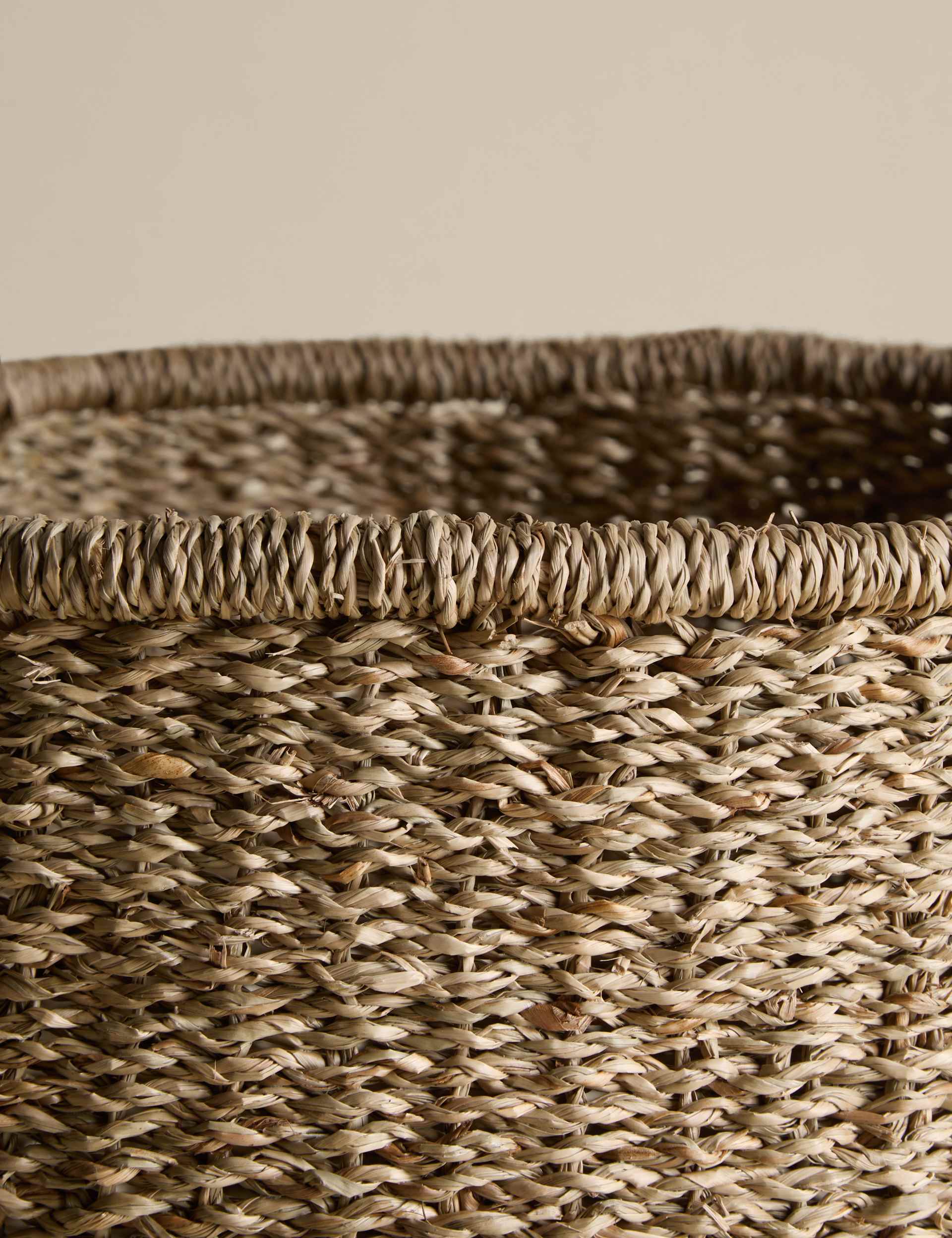 Seagrass medium tall basket 30x40x40cm (British brand)