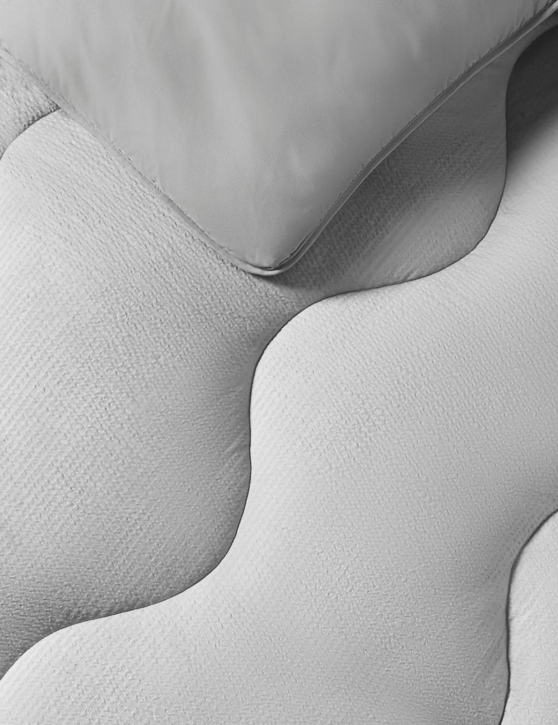 Seersucker 10.5 Tog Coverless Duvet Set