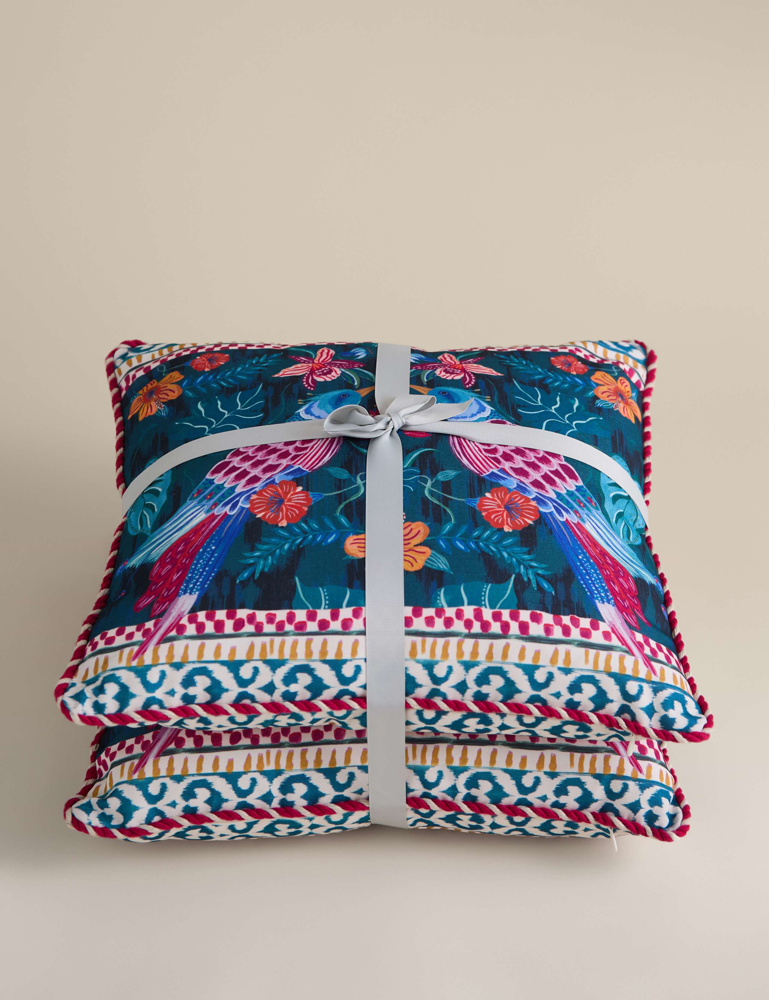 Bird outdoor cushions set of 2 square, imported from the UK