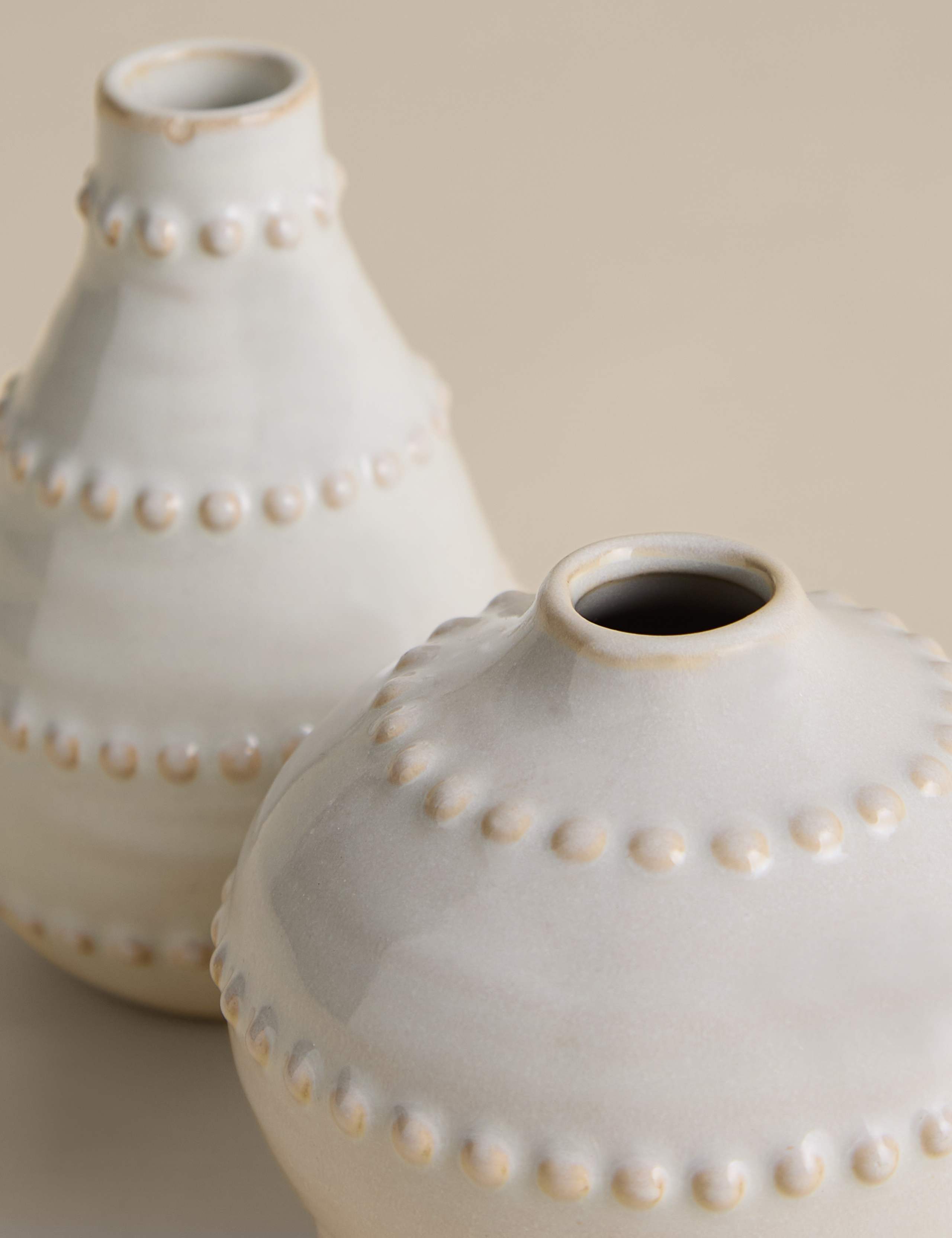 Set of 2 Bobble Bud ceramic vases - British product