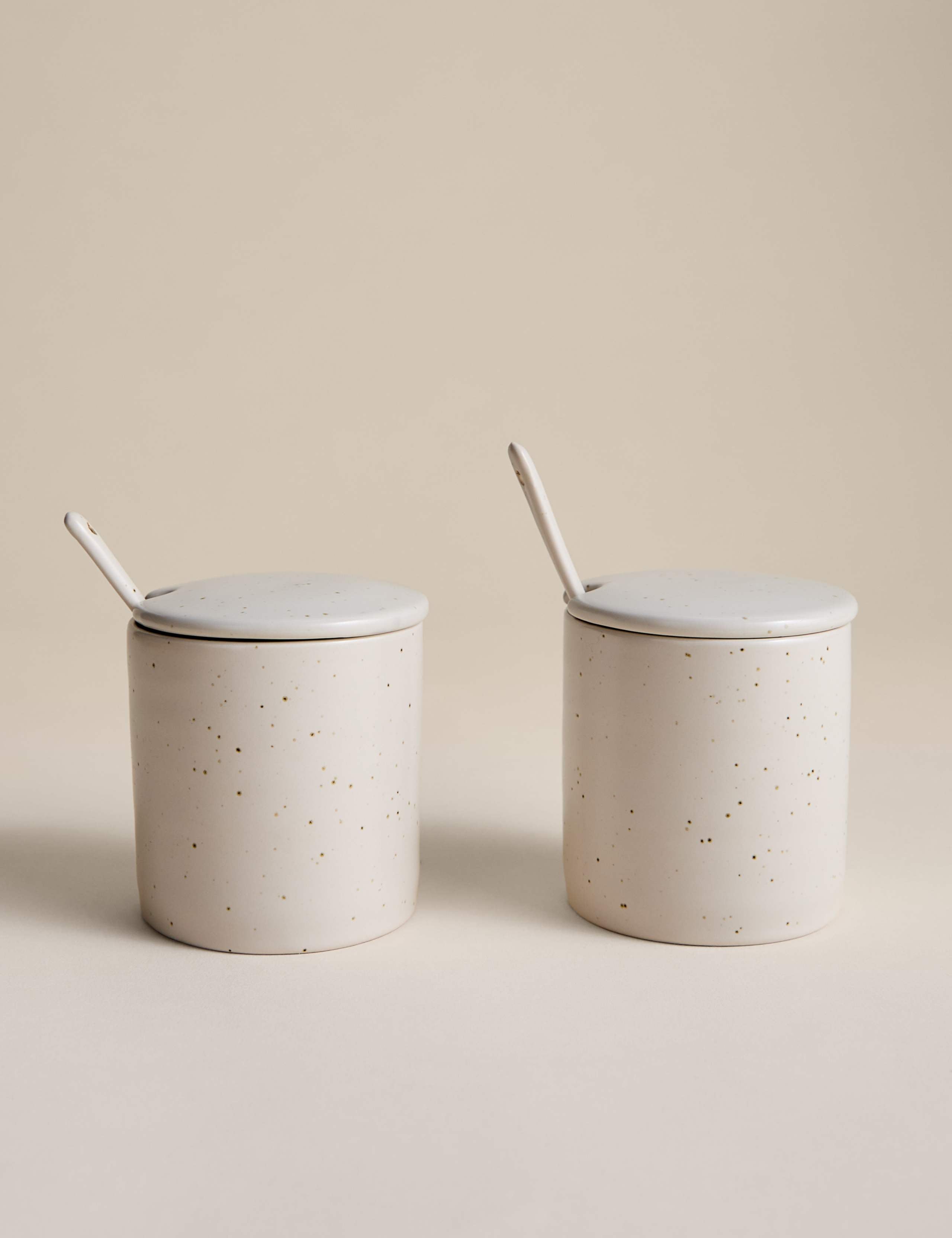 Ceramic pinch pots set of two with speckle glaze - British product