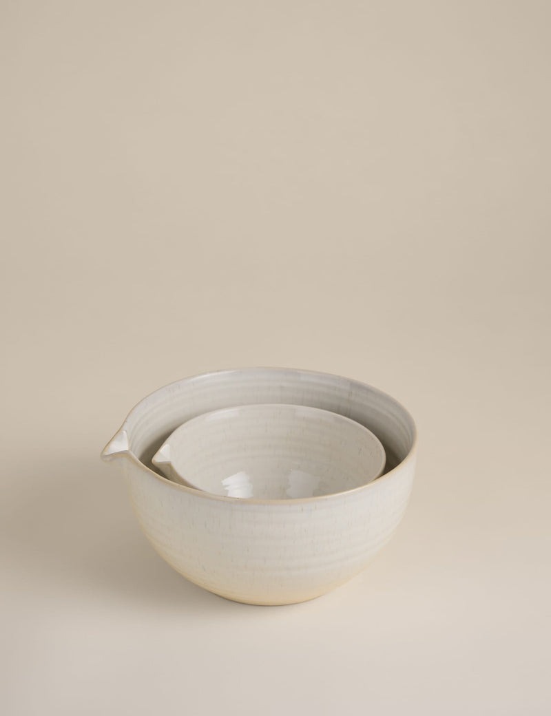 Ceramic ribbed nesting mixing bowls set of 2 (British brand)