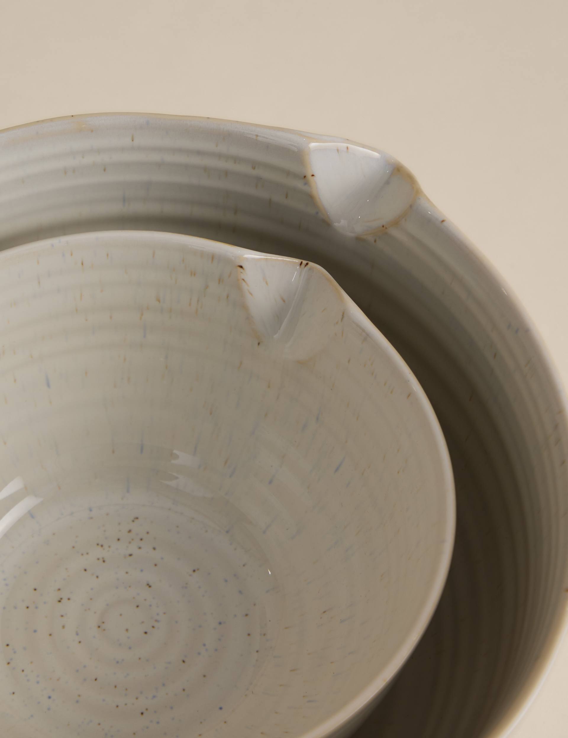 Ceramic ribbed nesting mixing bowls set of 2 (British brand)