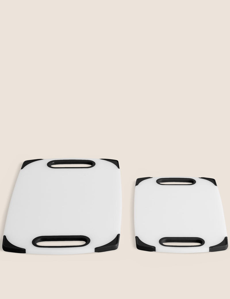 Set of 2 plastic chopping boards (British brand)