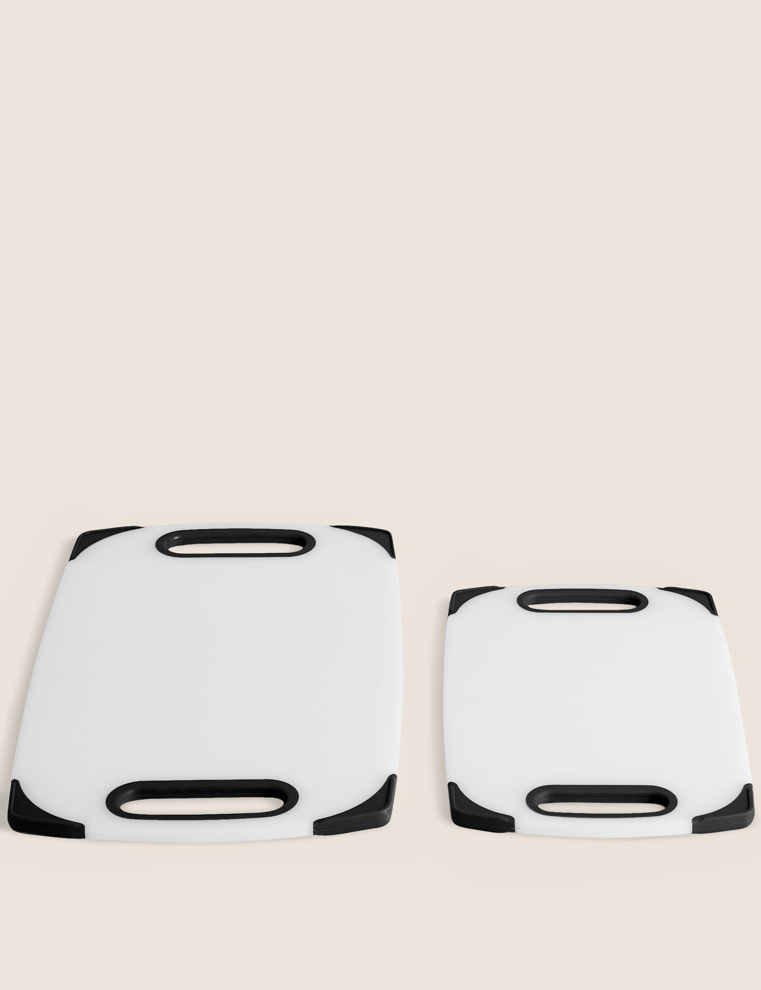 Set of 2 plastic chopping boards (British brand)