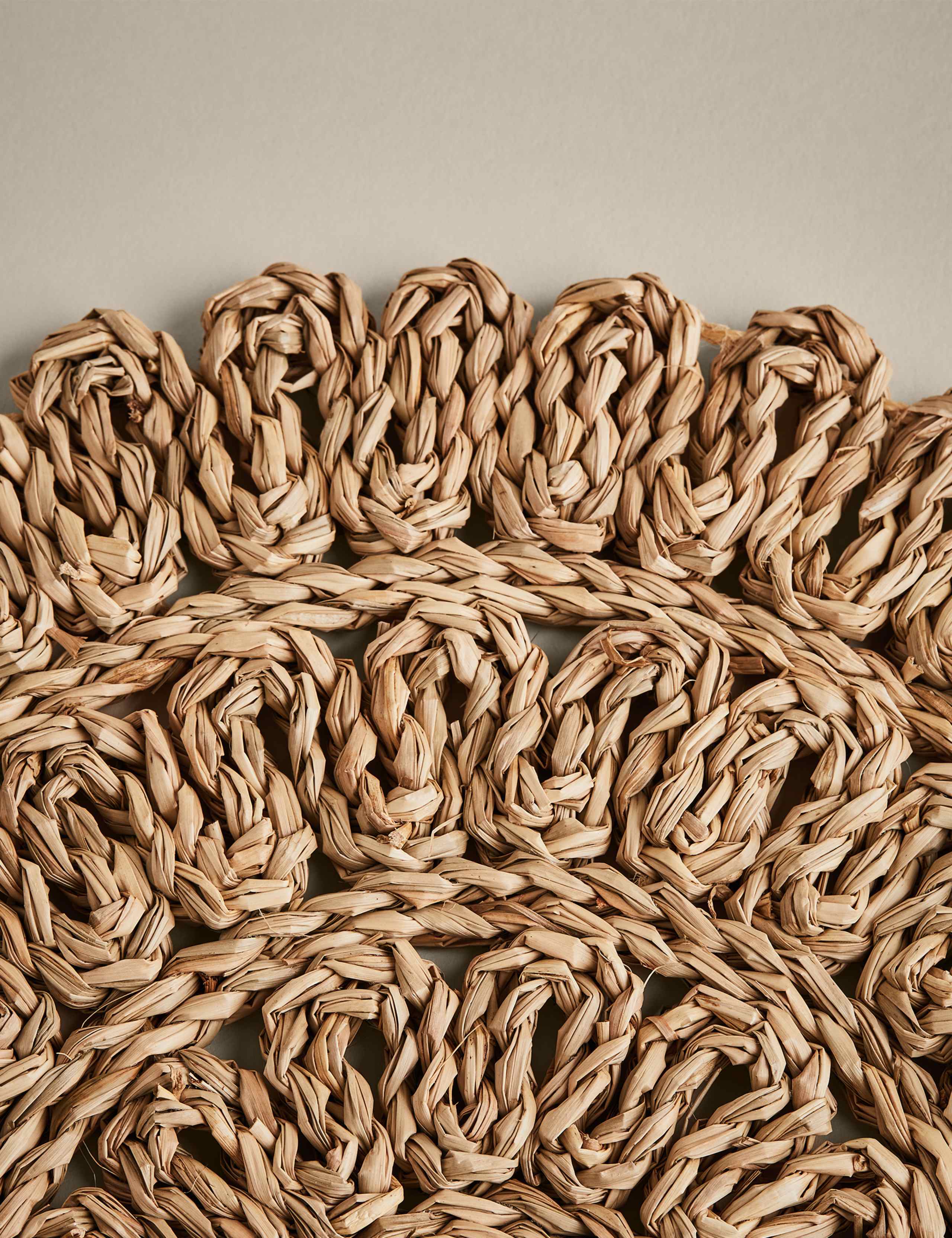 Floral rattan placemats set of 2 (British brand)
