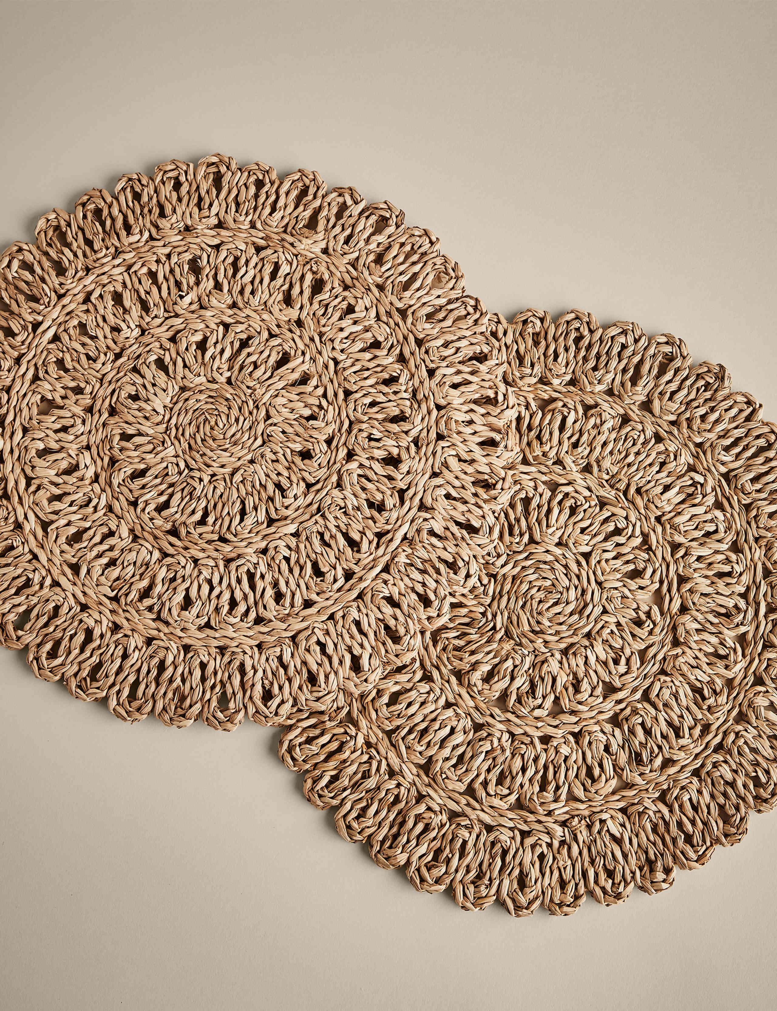 Floral rattan placemats set of 2 (British brand)