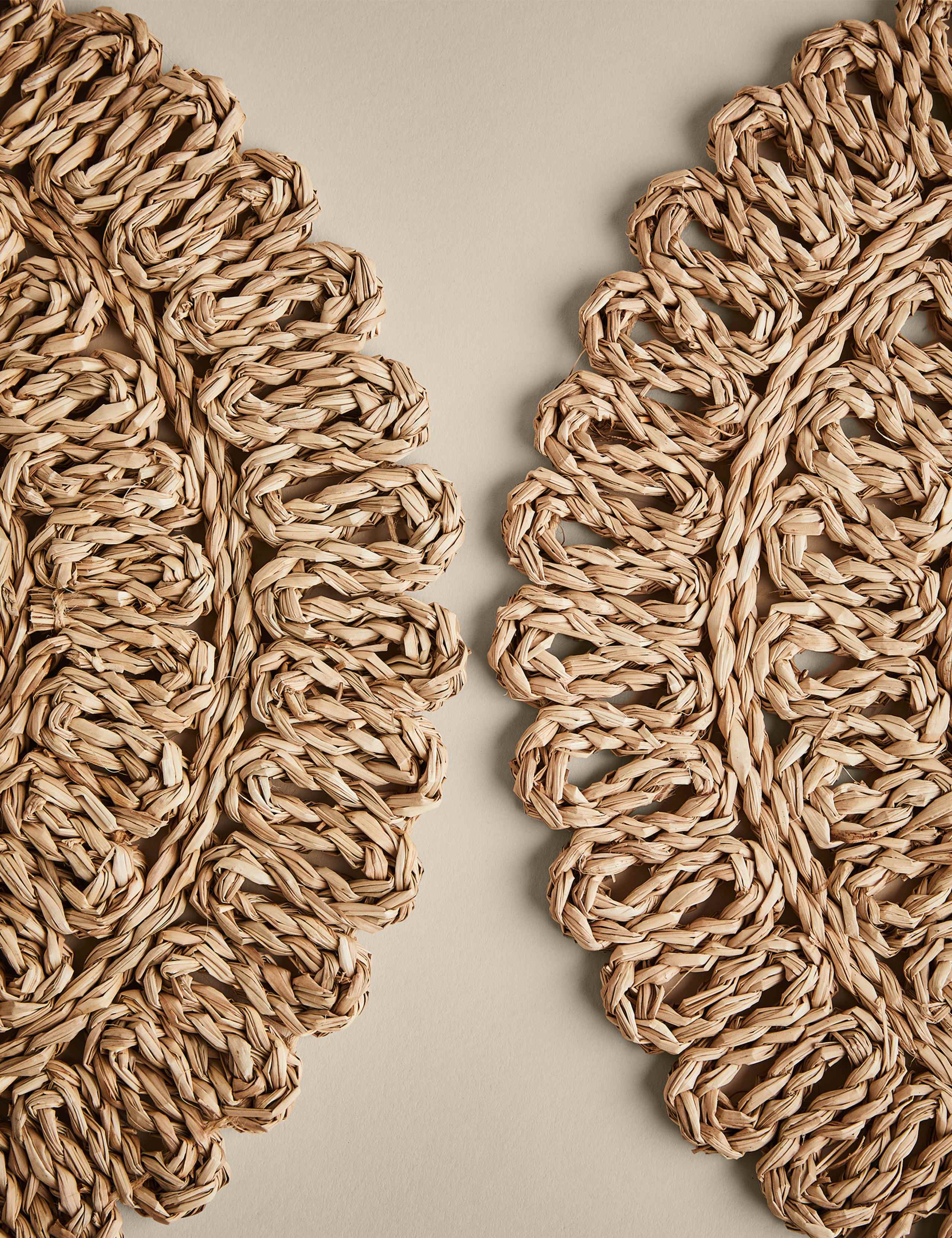 Floral rattan placemats set of 2 (British brand)