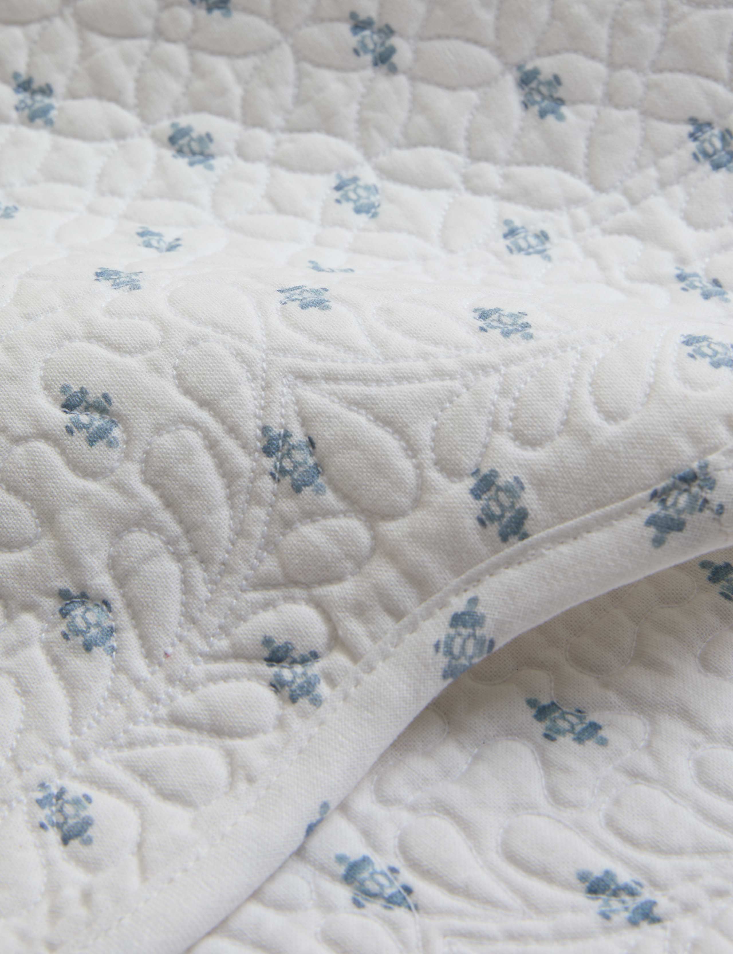 Pure cotton quilted coastal placemats set of 2 (British brand)