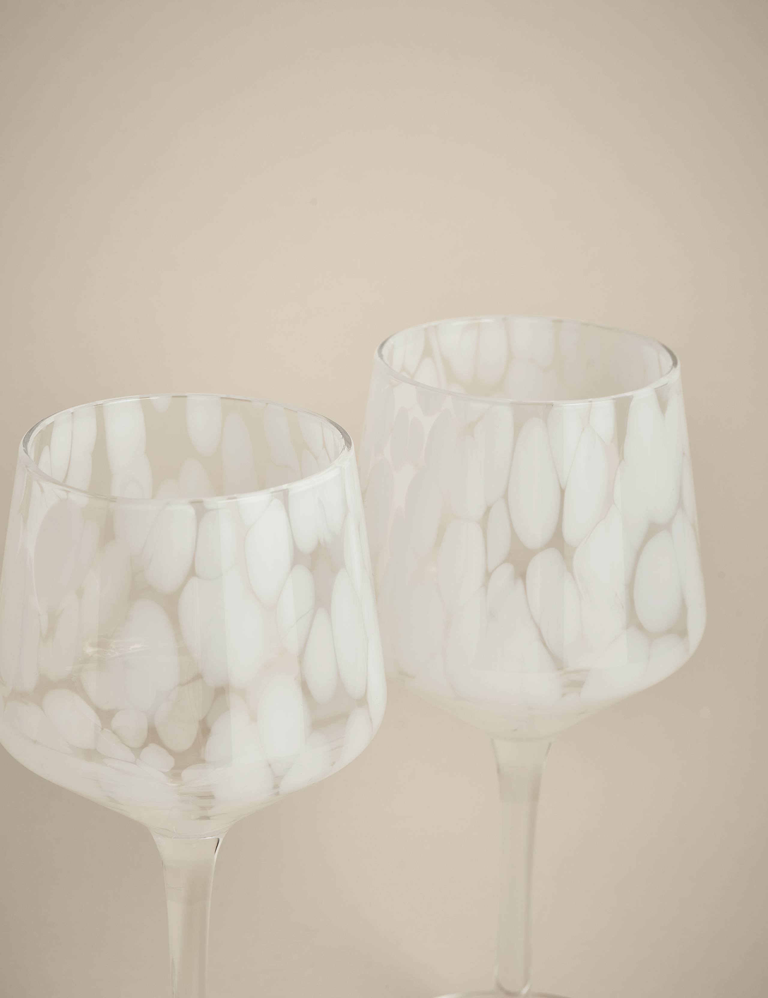 Speckled wine glasses set of two 21.3cm (British brand)