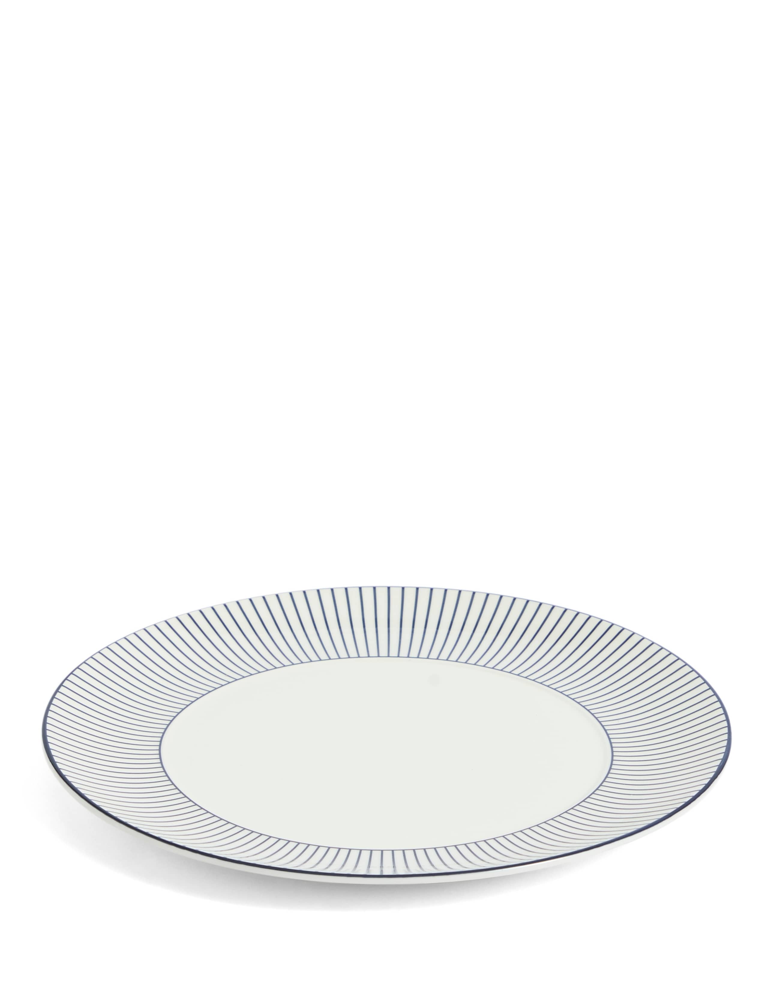 Wedgwood Gio Pinstripe plates set of 2 23.8cm, imported from the UK