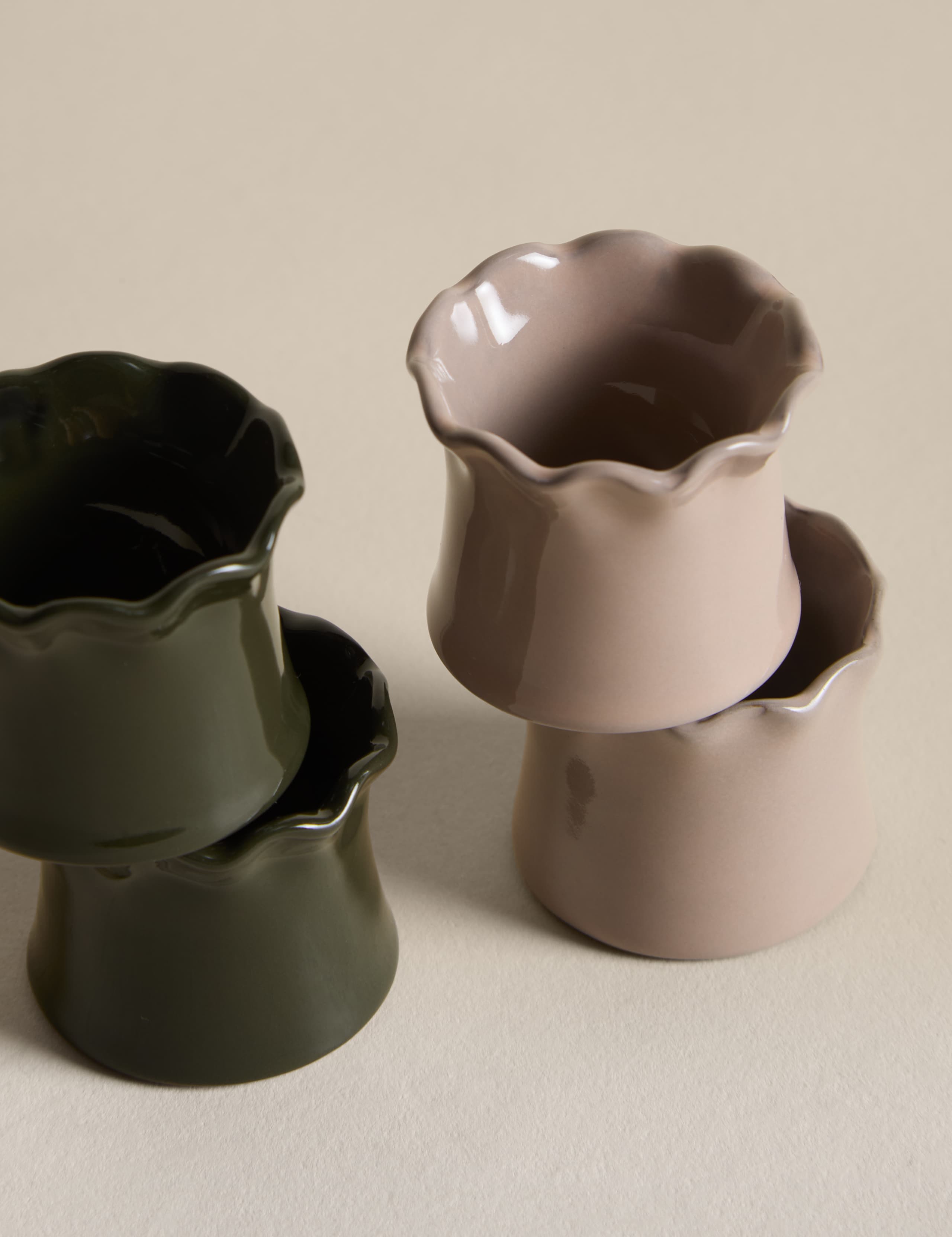 Ceramic napkin rings set of 4 (British brand)