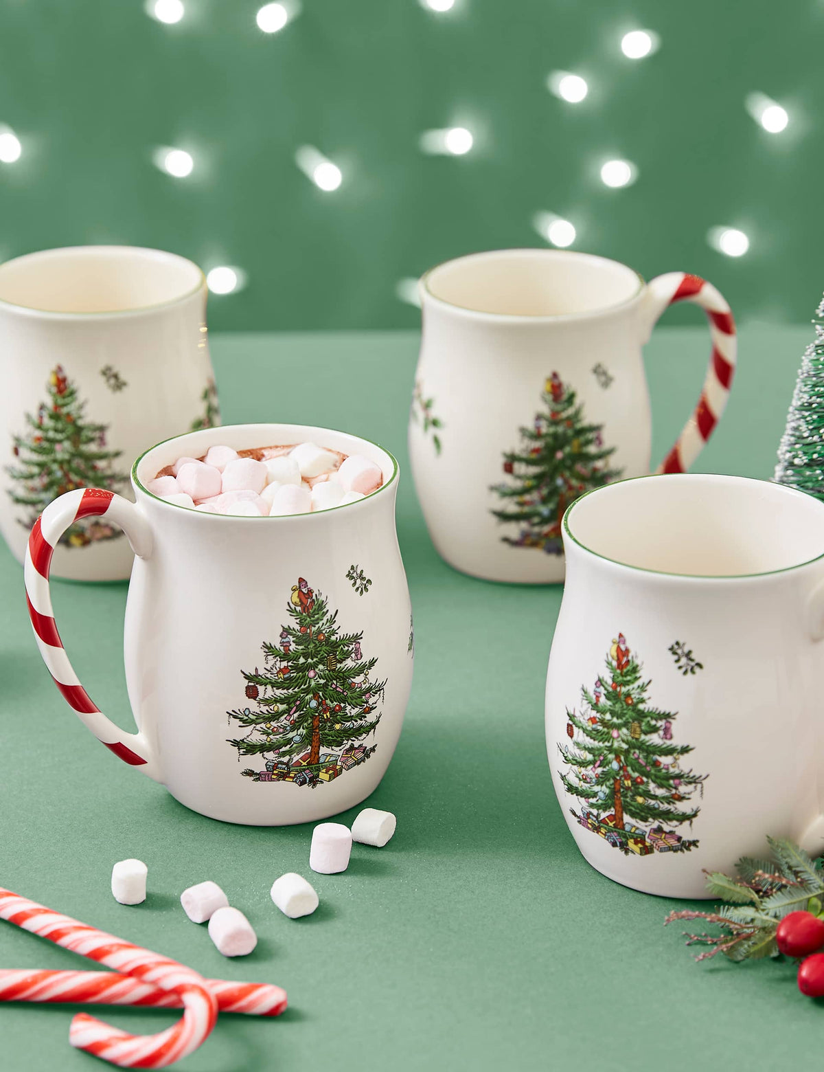 Set of 4 Christmas Tree Mugs