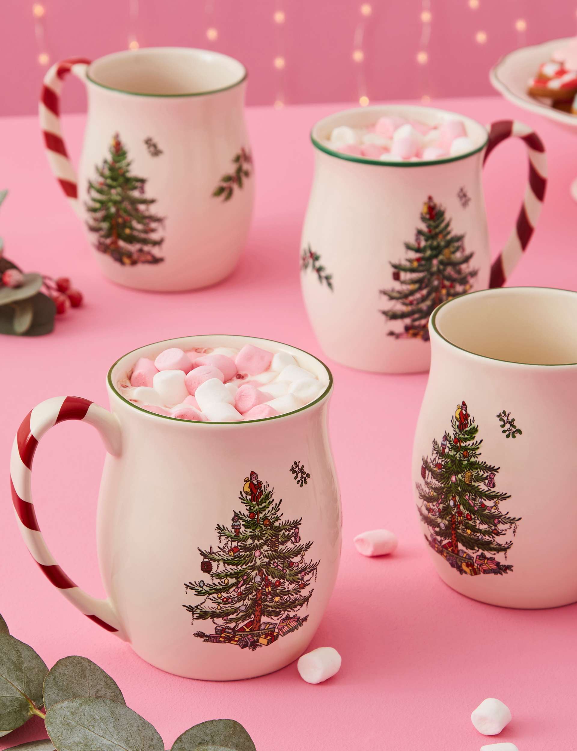 Set of 4 Christmas Tree Mugs