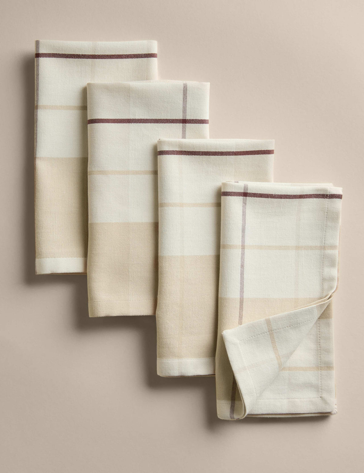 Set of 4 cotton rich checked napkins (British brand)
