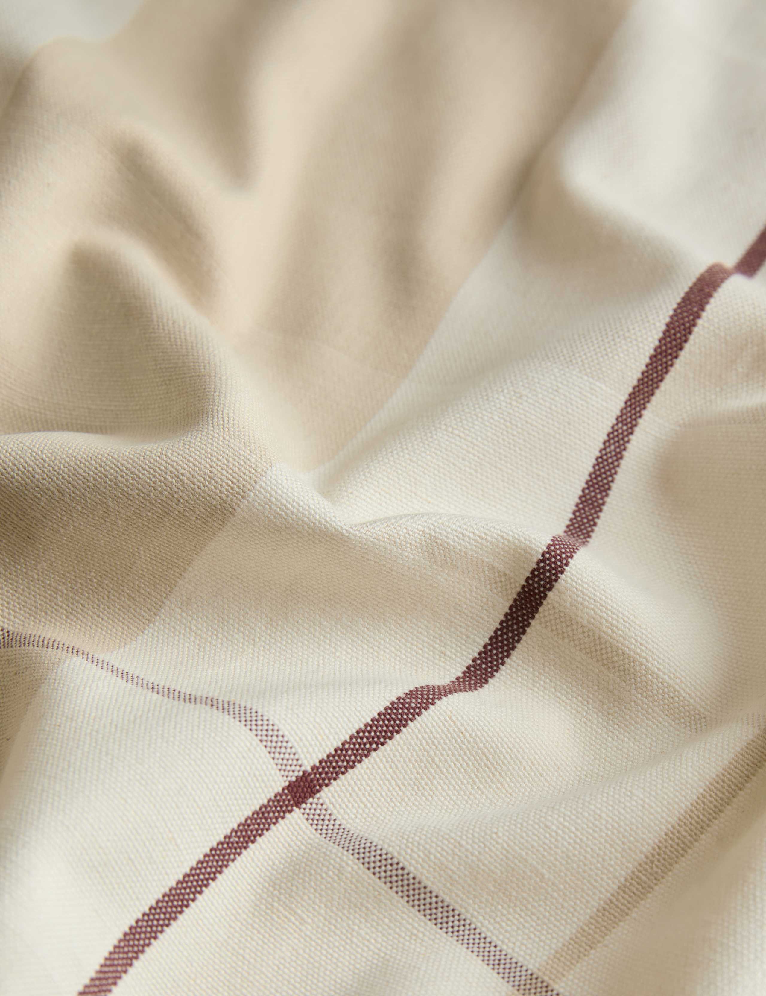 Set of 4 cotton rich checked napkins (British brand)