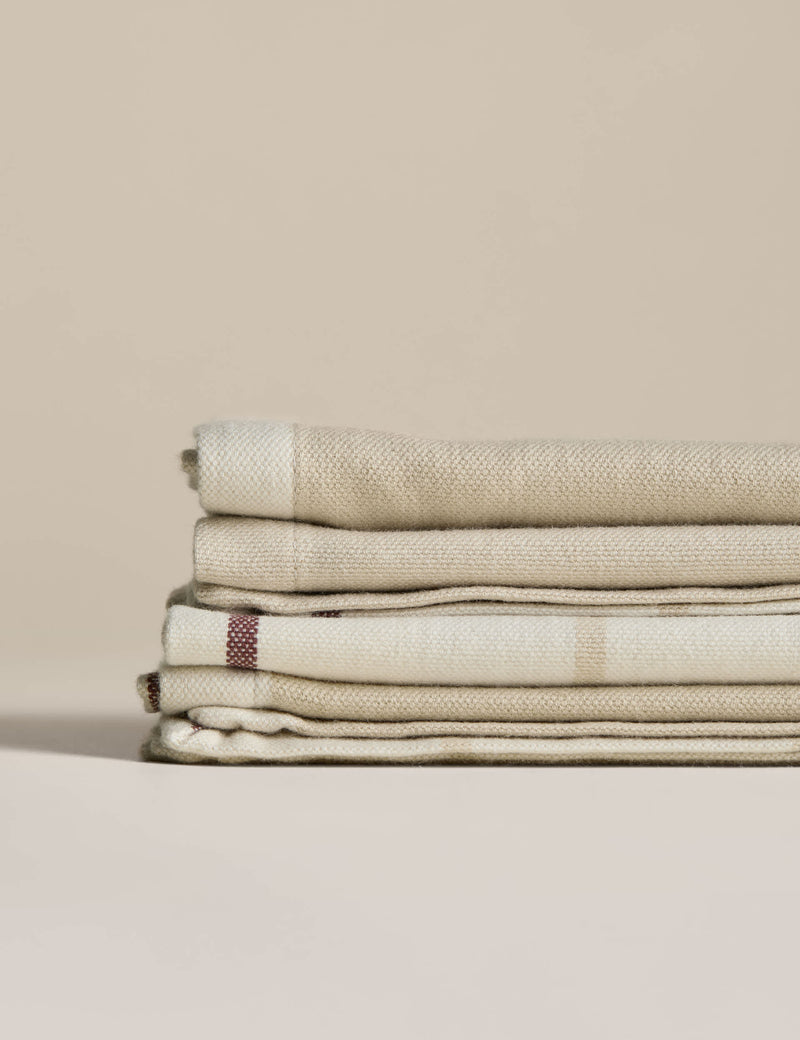 Set of 4 cotton rich checked napkins (British brand)