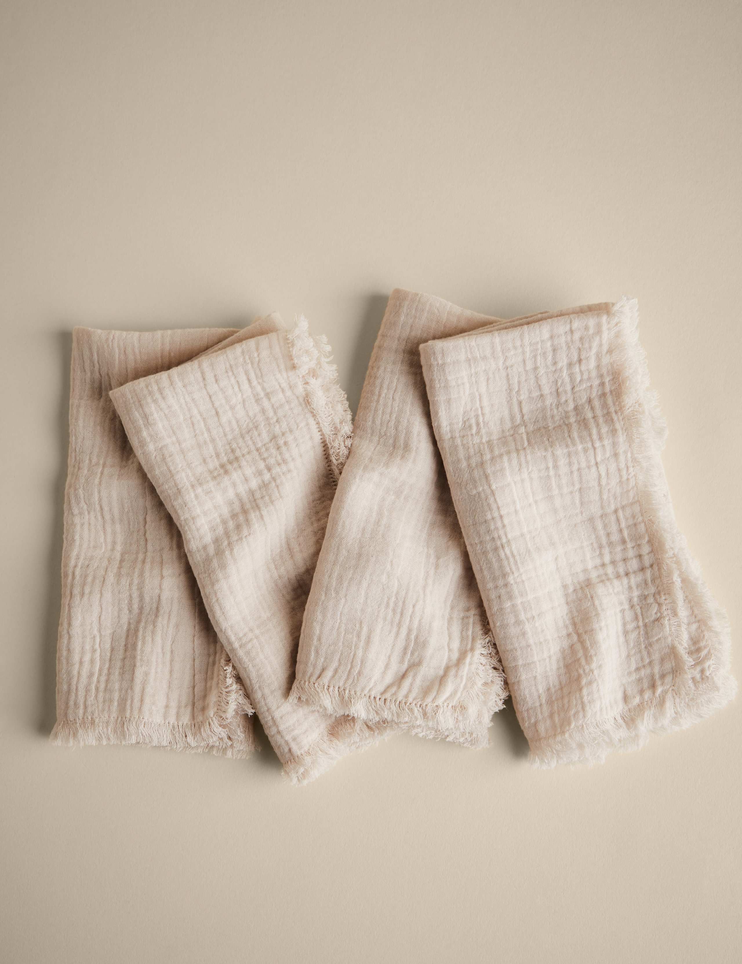 Set of 4 frayed edge muslin napkins (British brand)