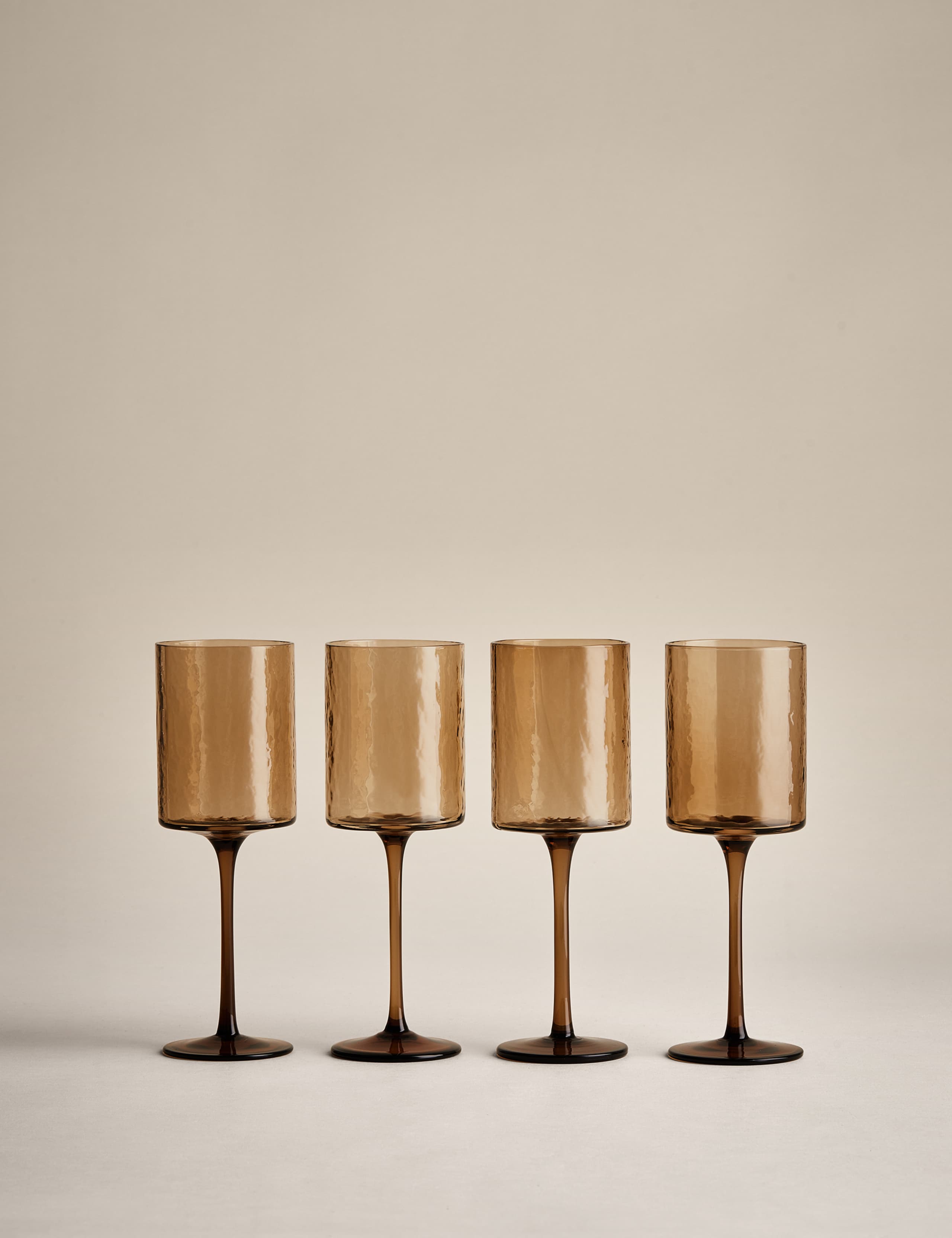Hammered wine glasses set of 4, UK version