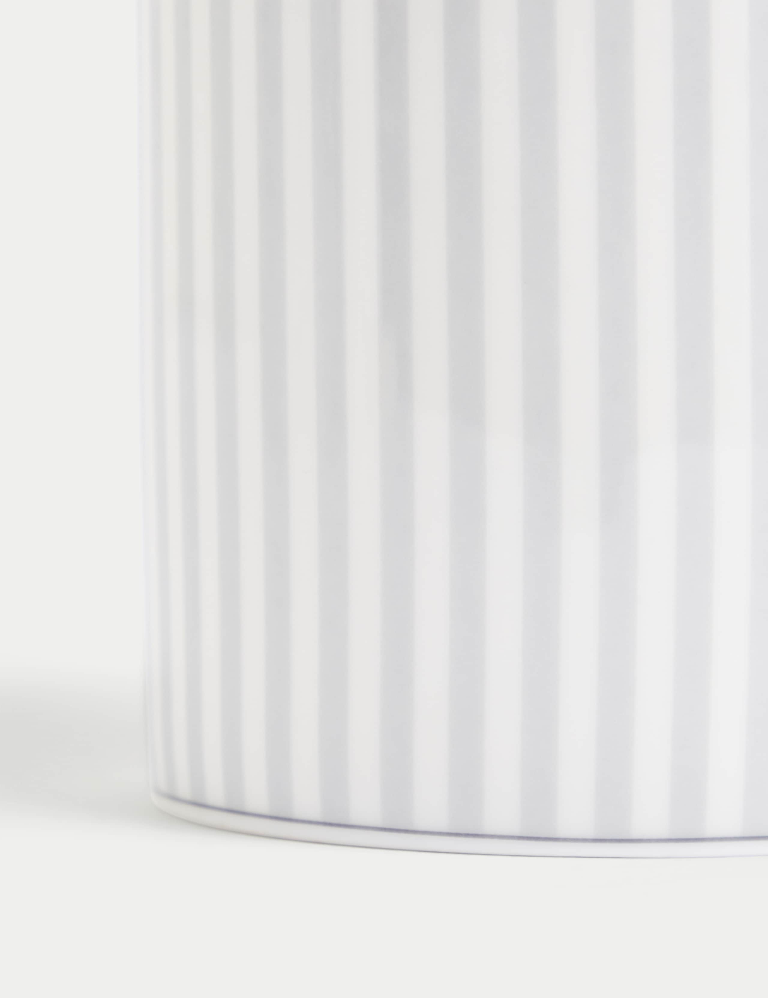 Hampton stripe mugs set of four (British brand)