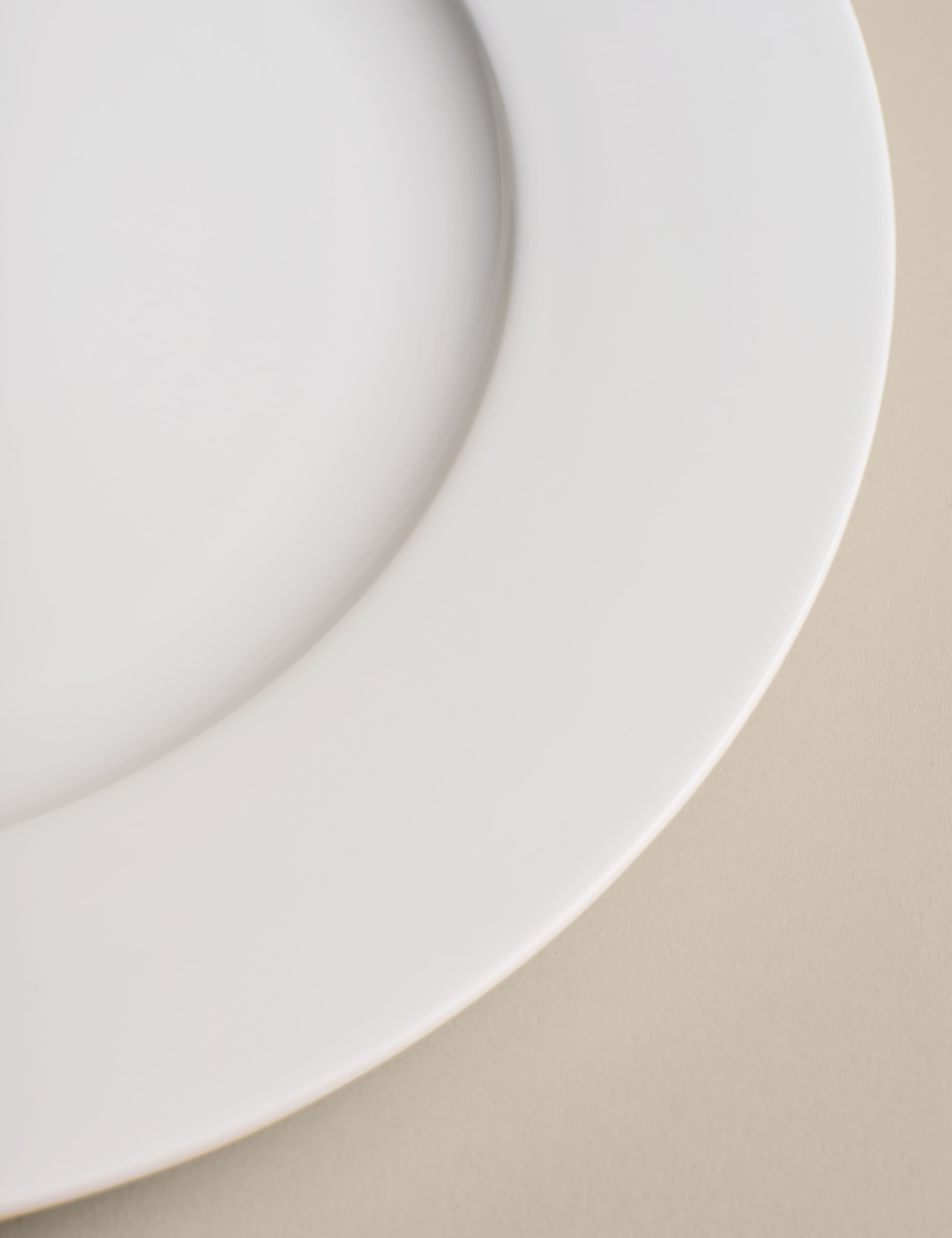 Maxim set of 4 dinner plates 27cm - British product