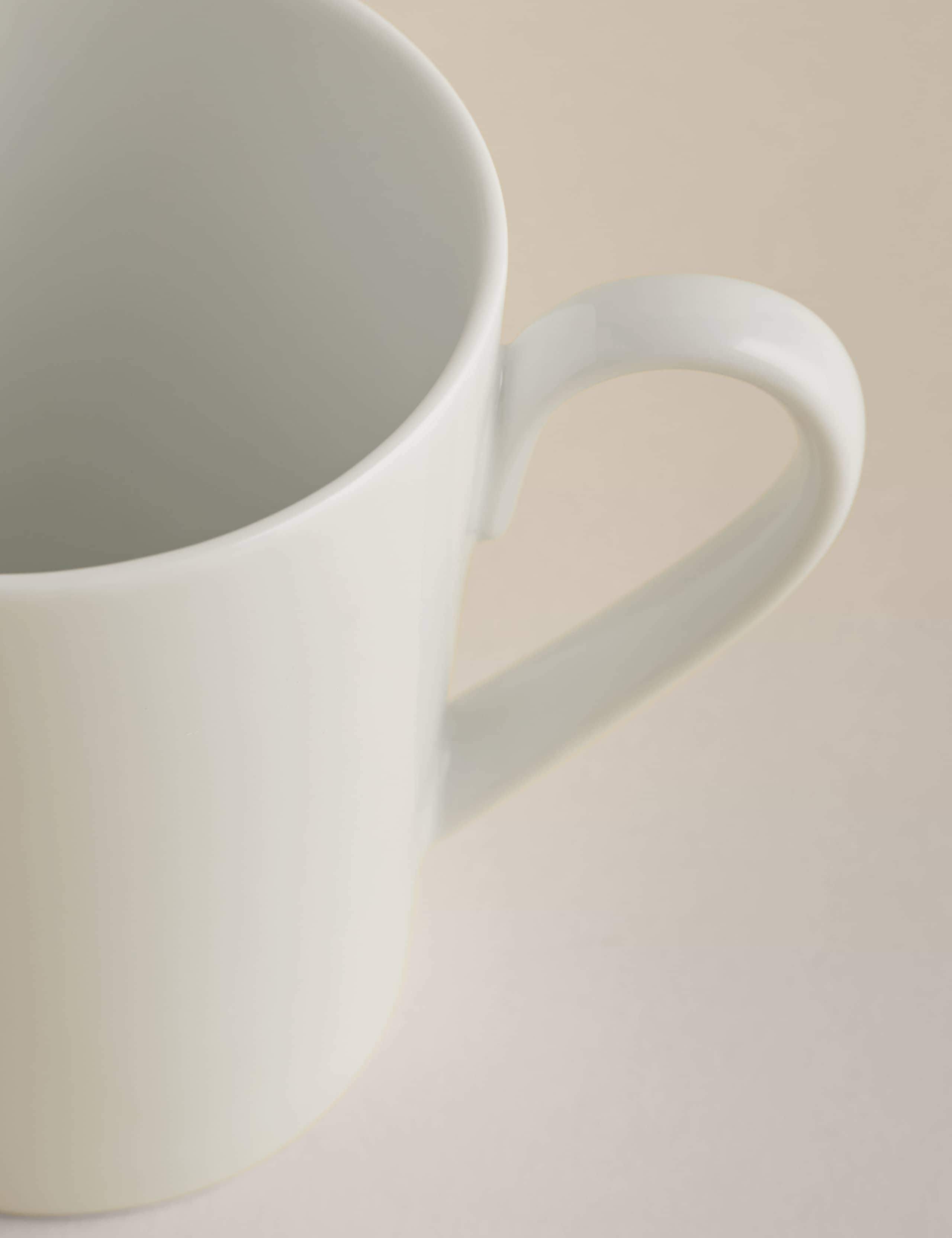 Maxim porcelain mugs set of four with 275ml capacity, UK version