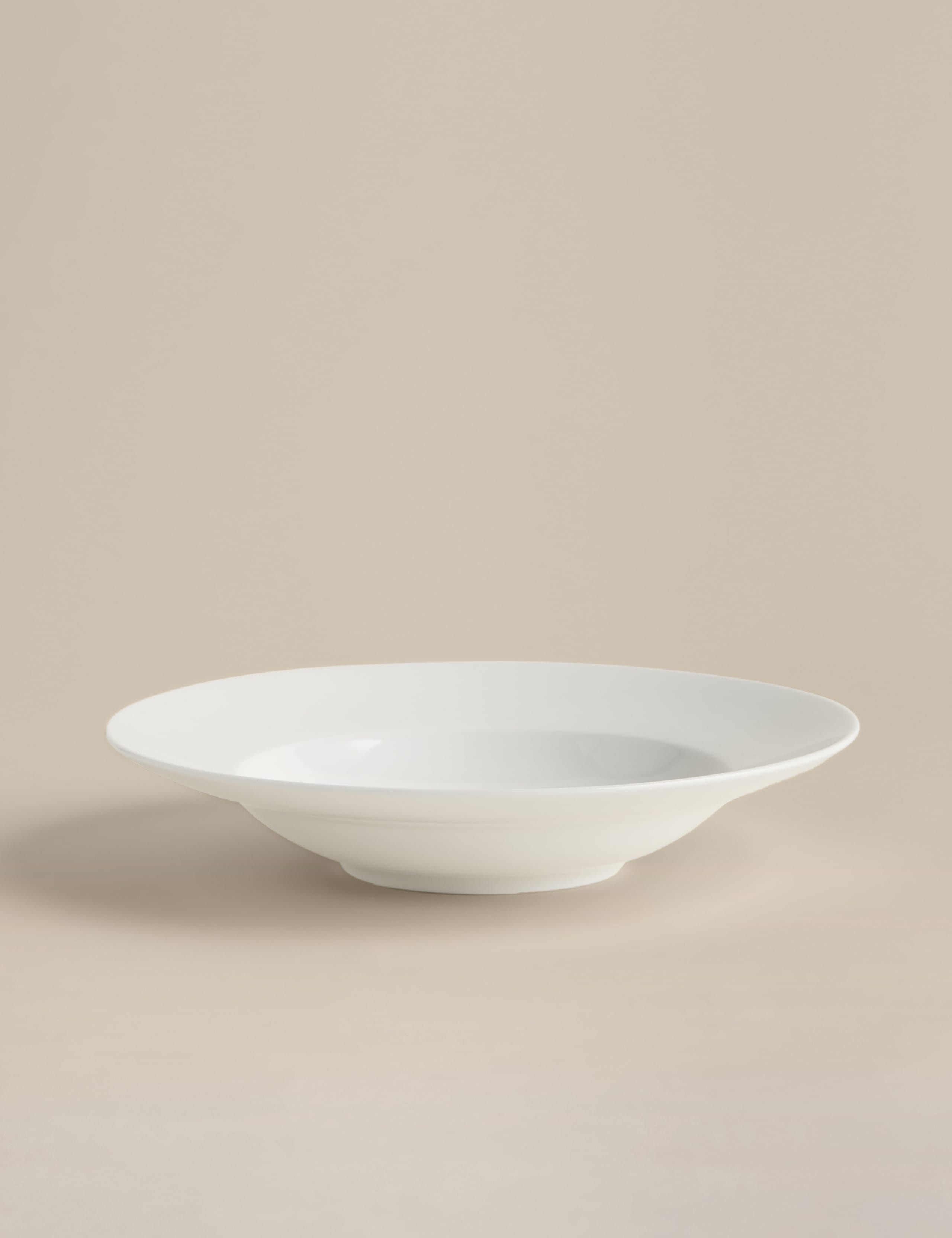 Maxim pasta bowls set of 4, imported from the UK