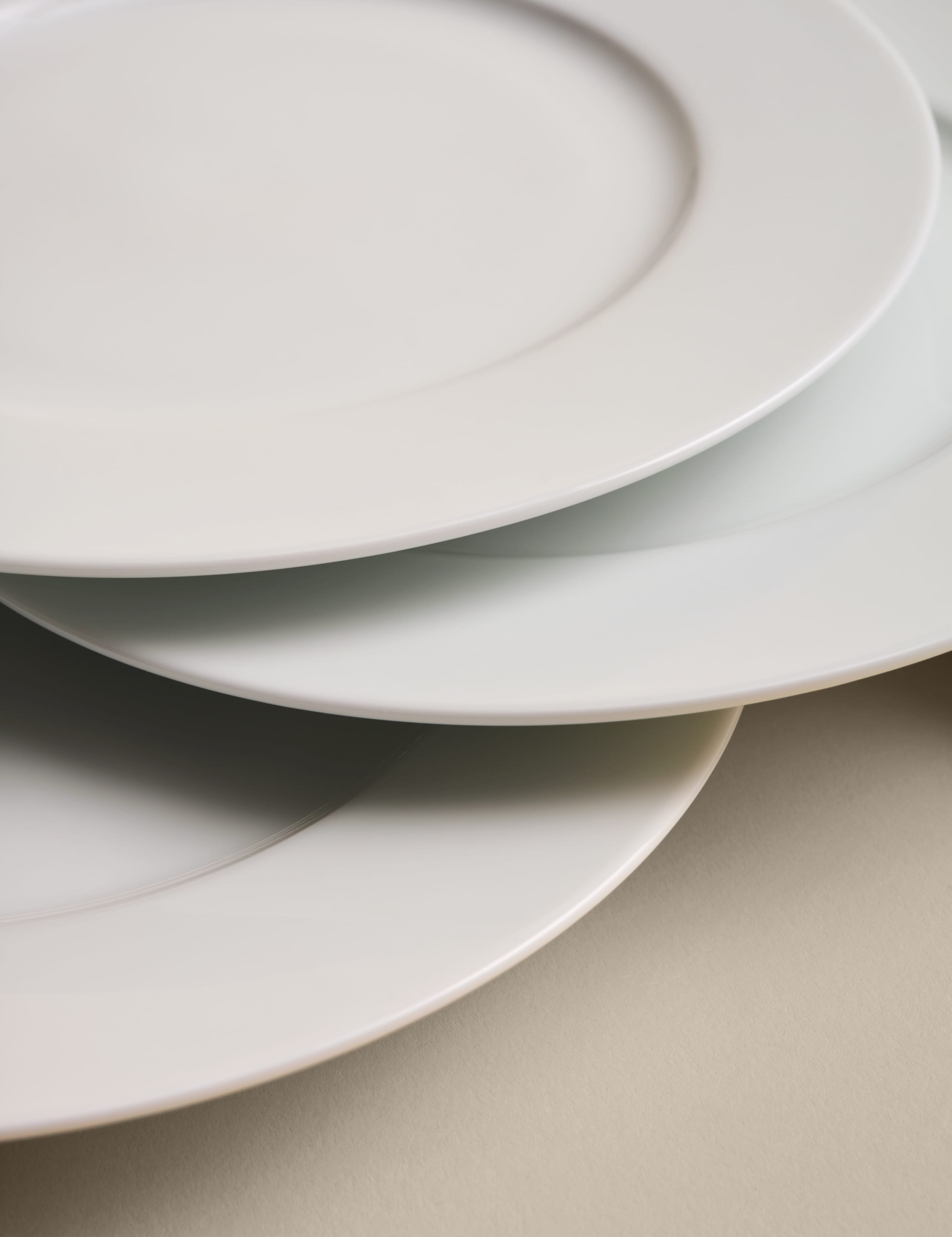 Maxim porcelain side plates set of 4, UK version