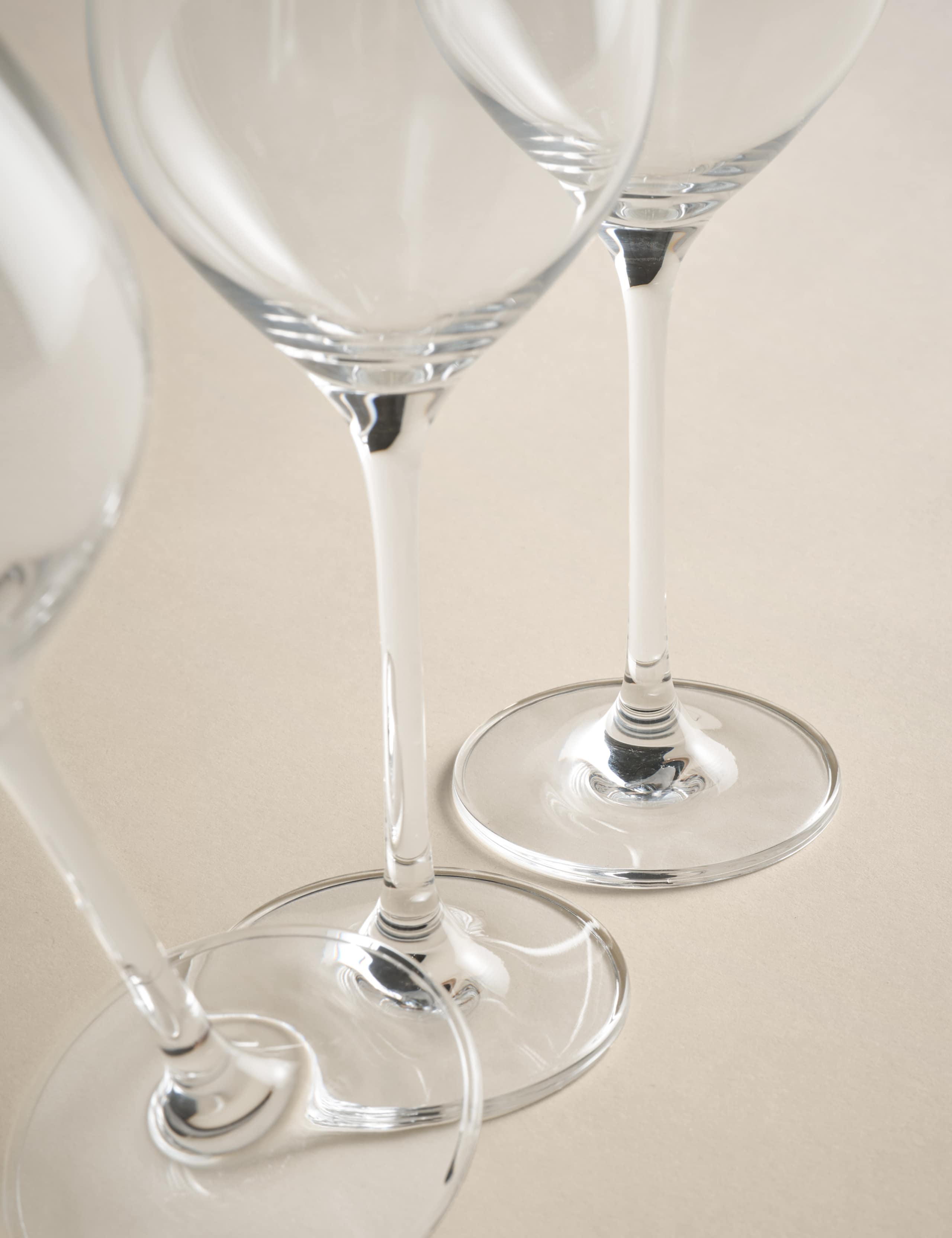 Maxim white wine glasses set of 4, imported from the UK