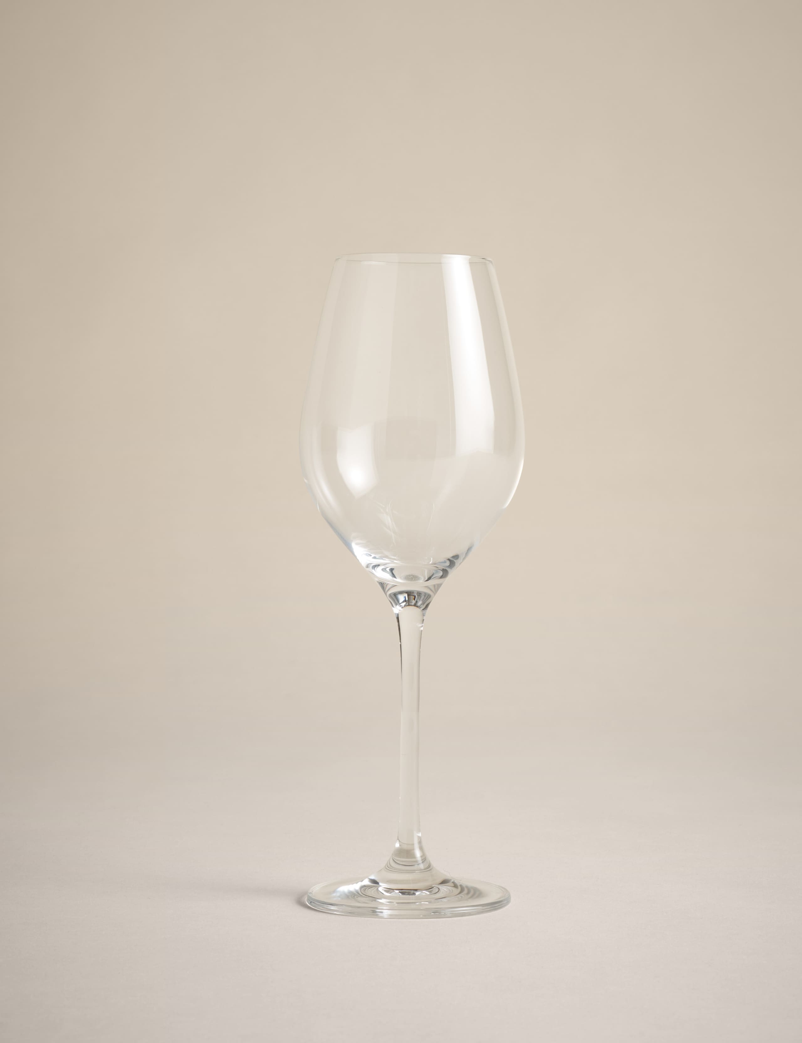 Maxim white wine glasses set of 4, imported from the UK