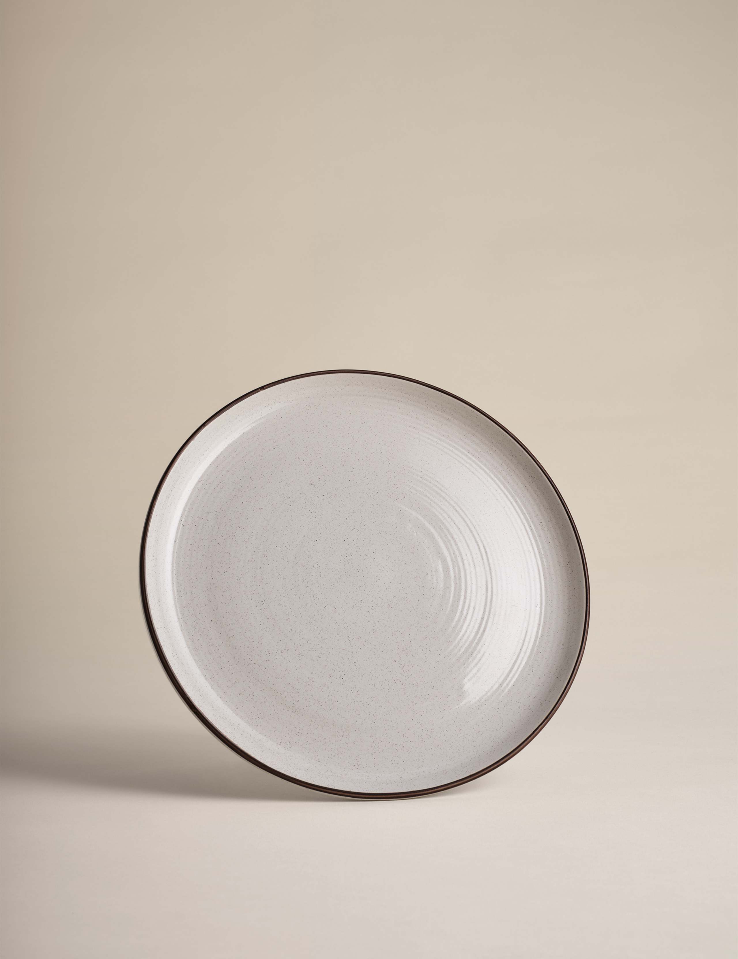 Dinner Plates Set of 4 Michigan Rim Style (British brand)