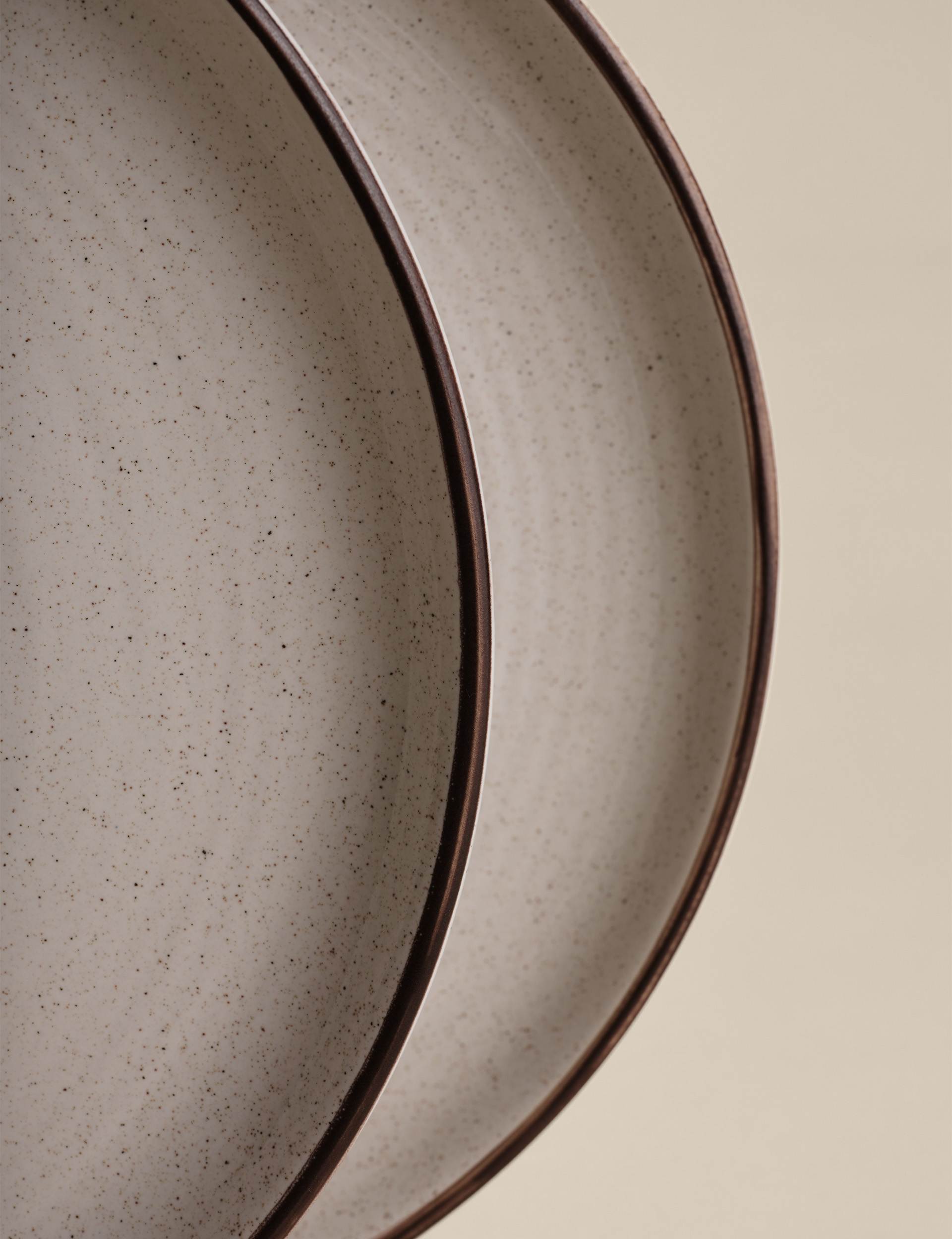 Michigan Rim ceramic side plates set of 4 (British brand)