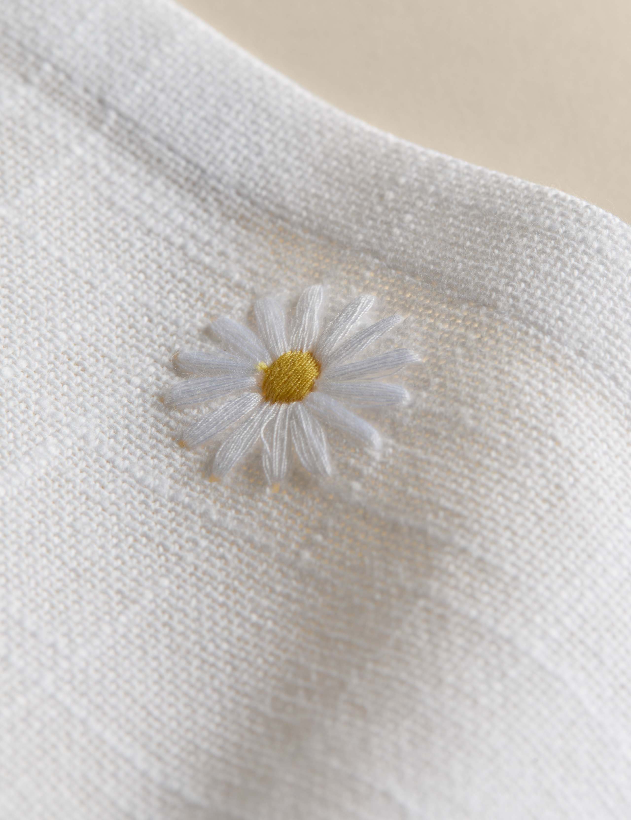 Cotton daisy napkins set of 4 embroidered - British product