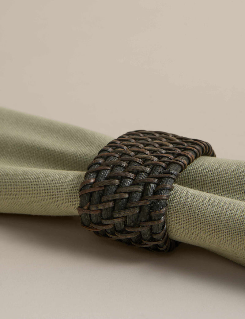 Rattan oval napkin rings set of 4 (British brand)