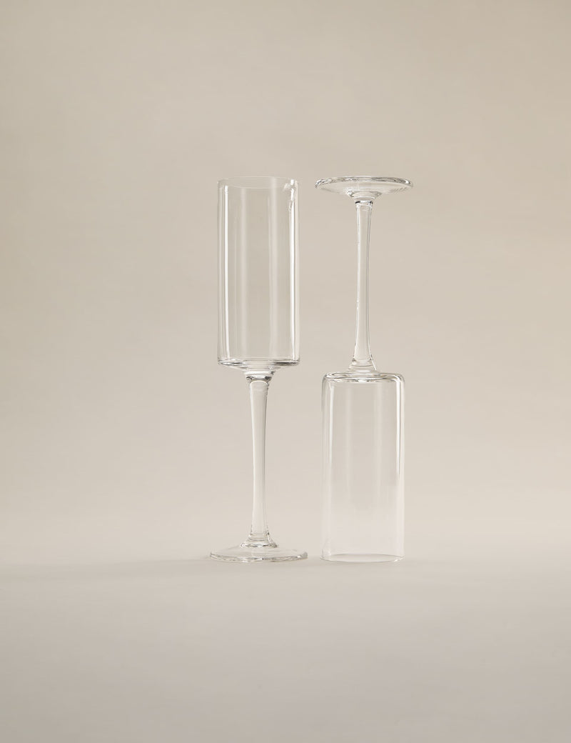 Straight sided champagne flutes set of 4 - British product