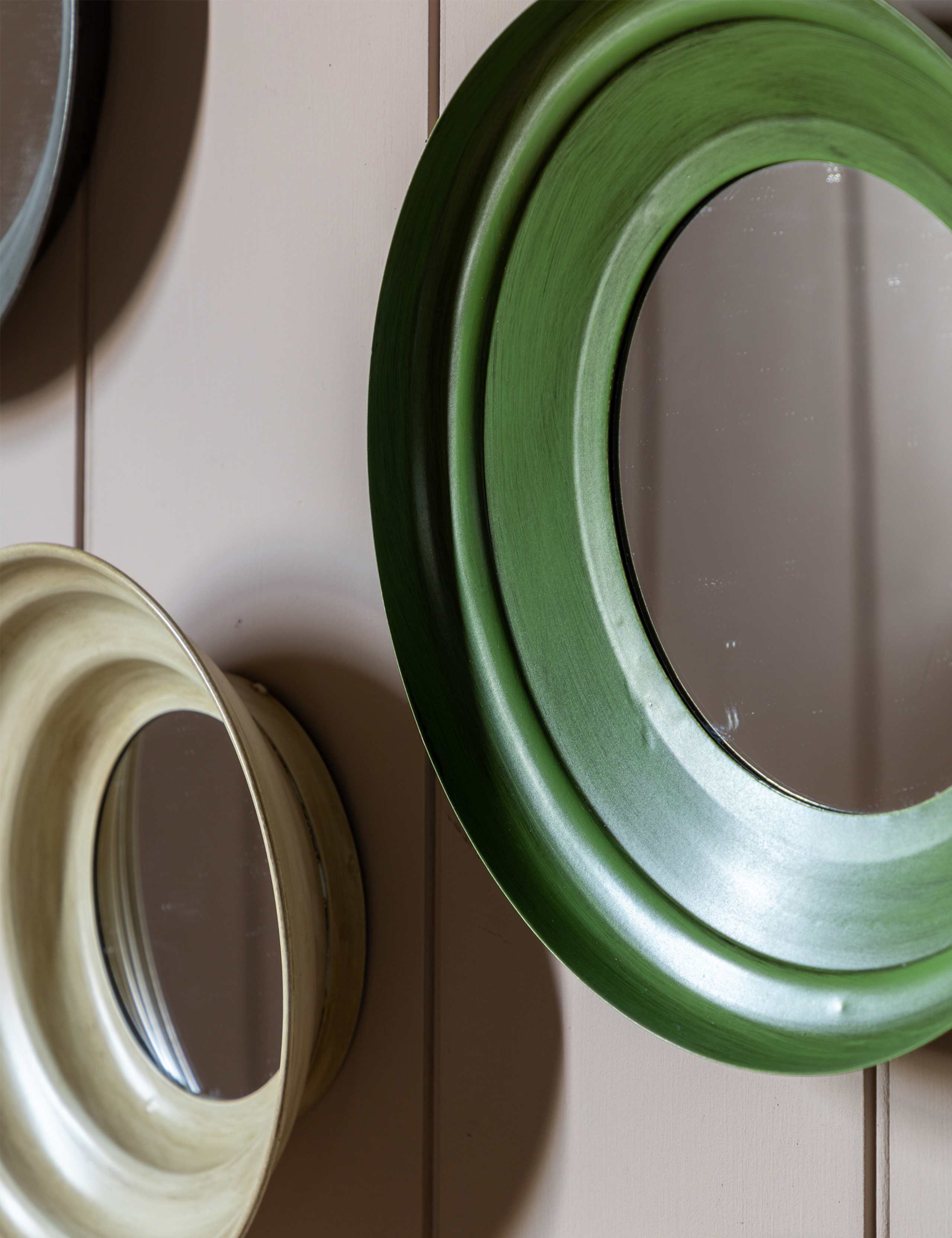 Gallery Direct Crosby Round Wall Mirrors Set of 5 - British product