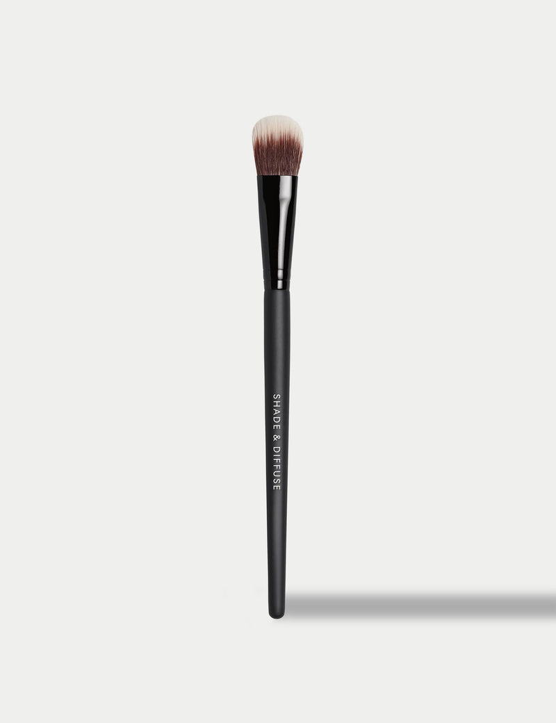 bareMinerals Shade & Diffuse Eye Brush (British brand)