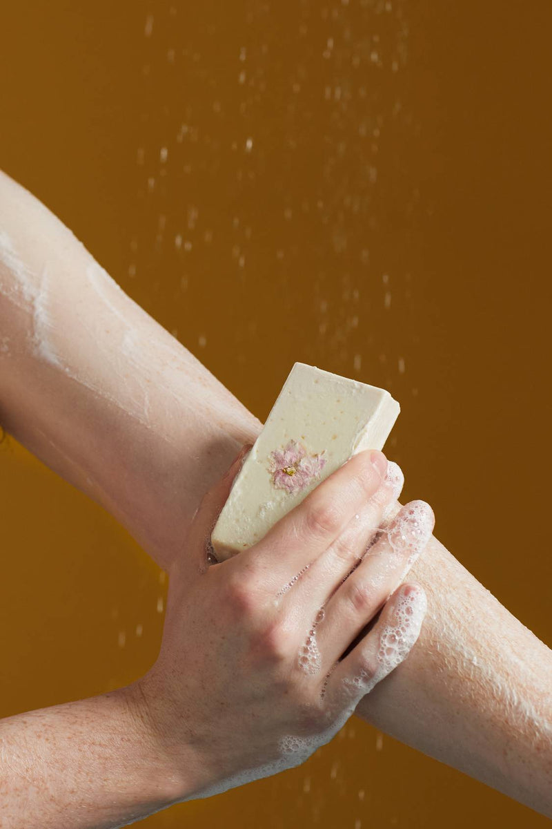 Lush The Rush Soap geranium and rose floral bar soap, UK version