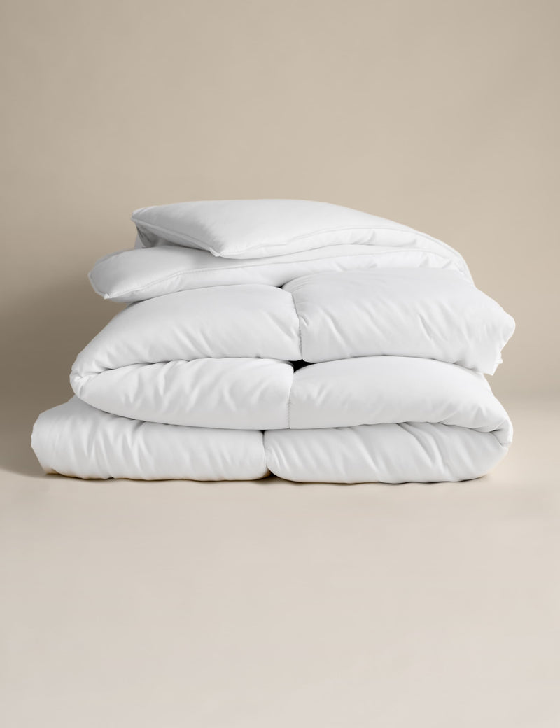 Smart Wash & Dry Anti Allergy 10.5 Tog duvet, imported from the UK