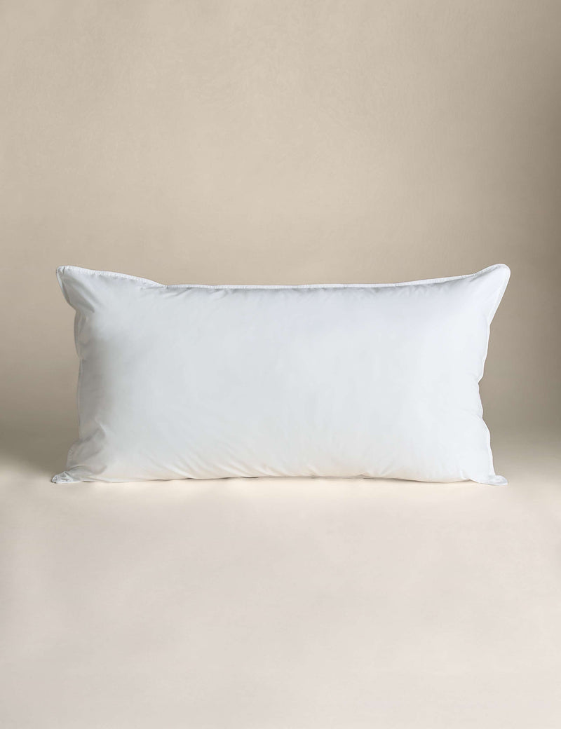 Supremely Washable kingsize firm pillow (British brand)