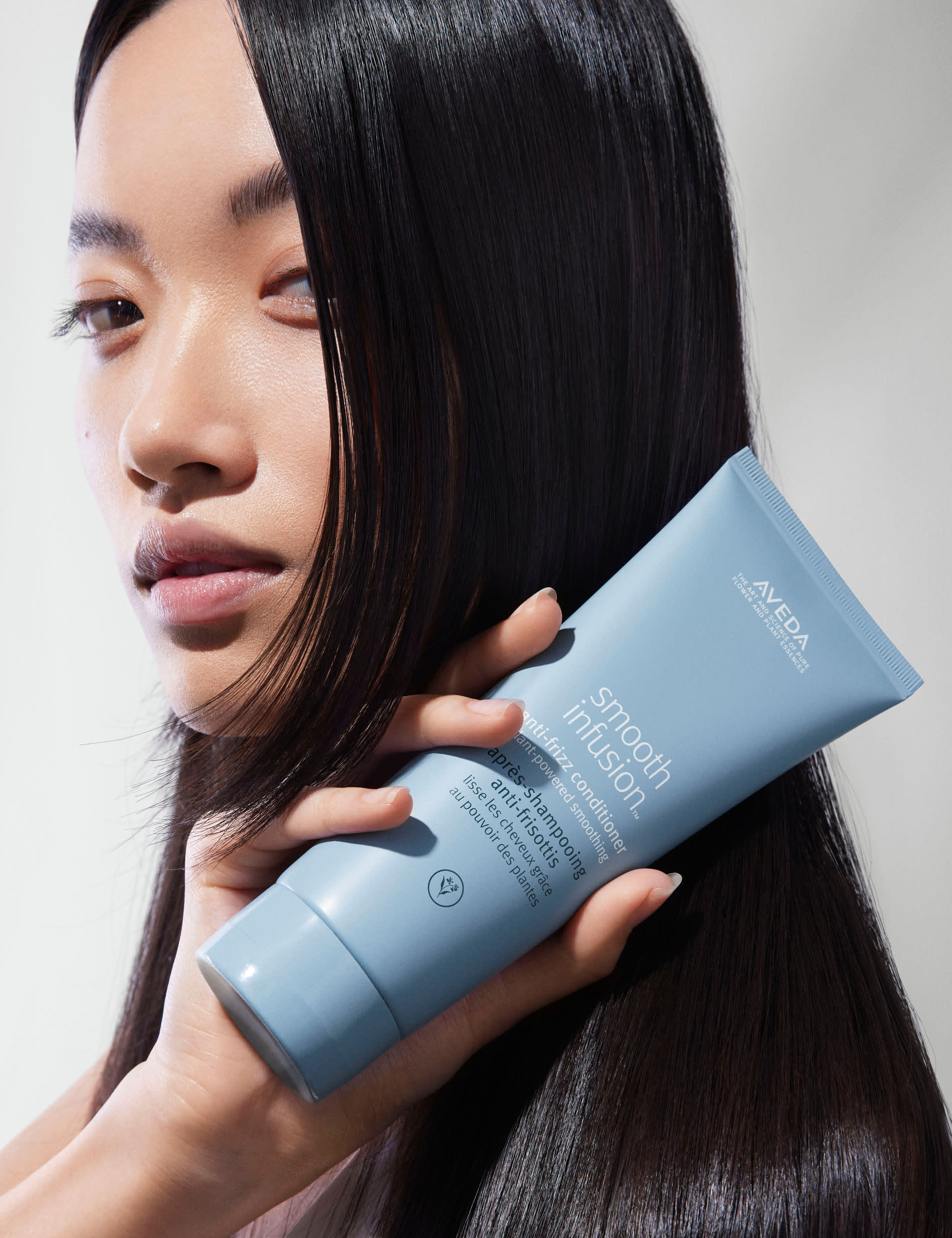 Aveda Smooth Infusion anti-frizz conditioner 200ml (British brand)
