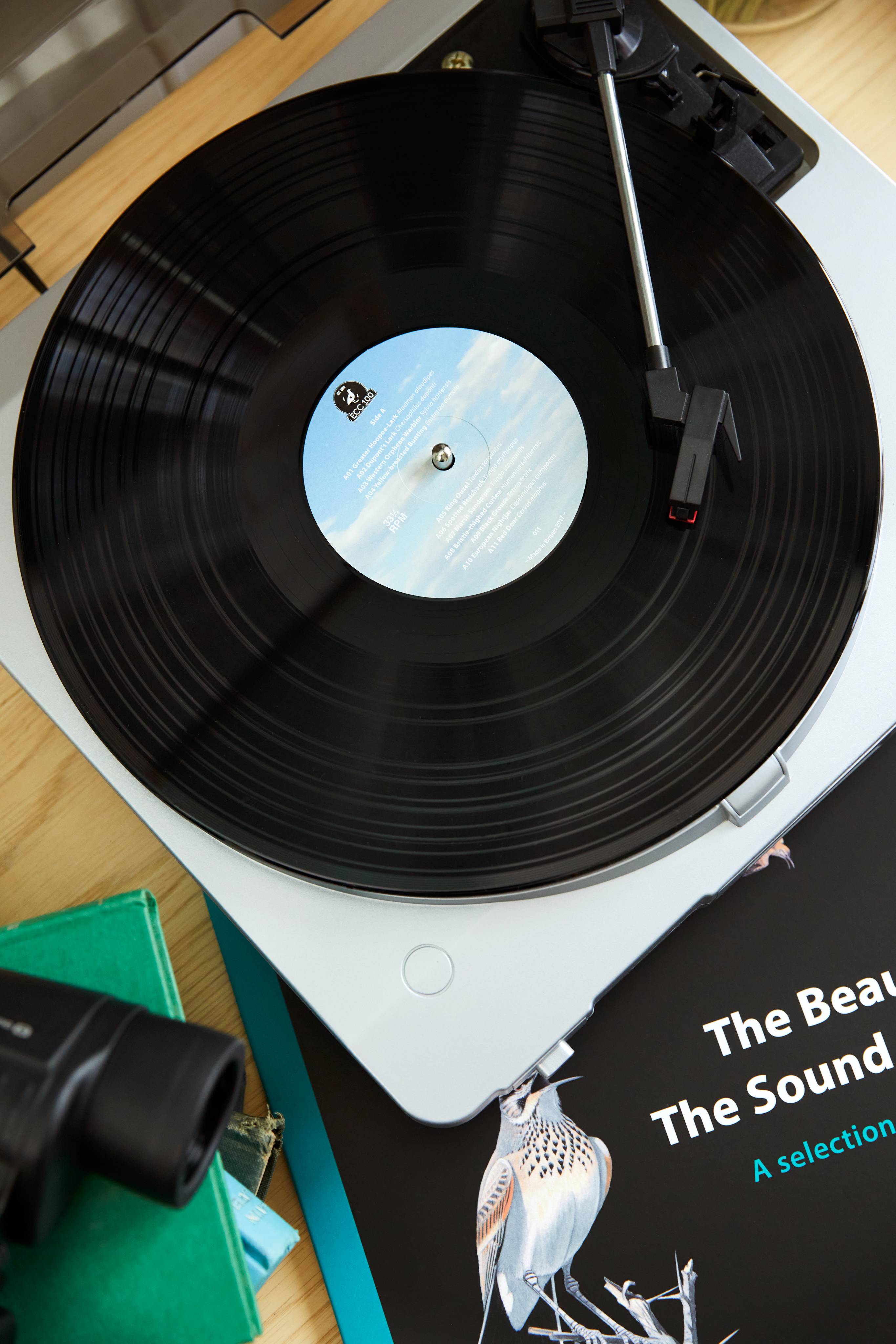 The Sound Approach vinyl record with USB bird recordings - British product