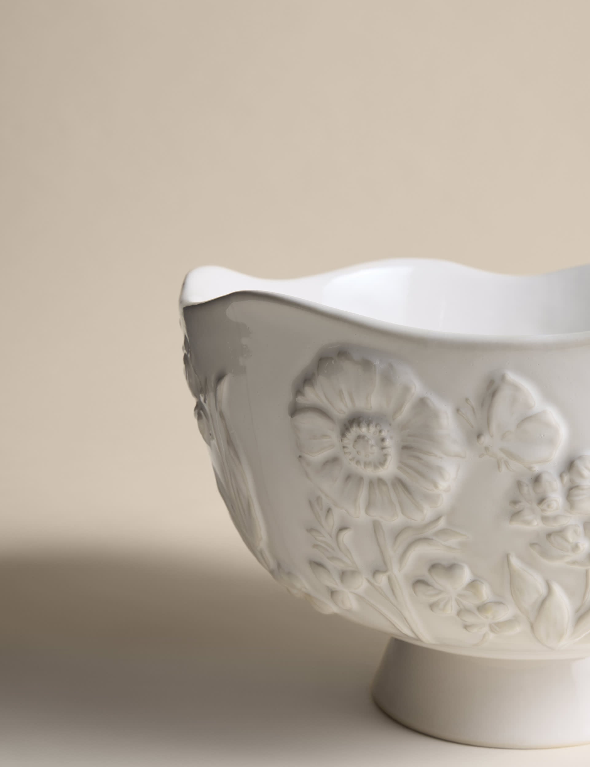 Spring Meadow footed serving bowl stoneware - British product