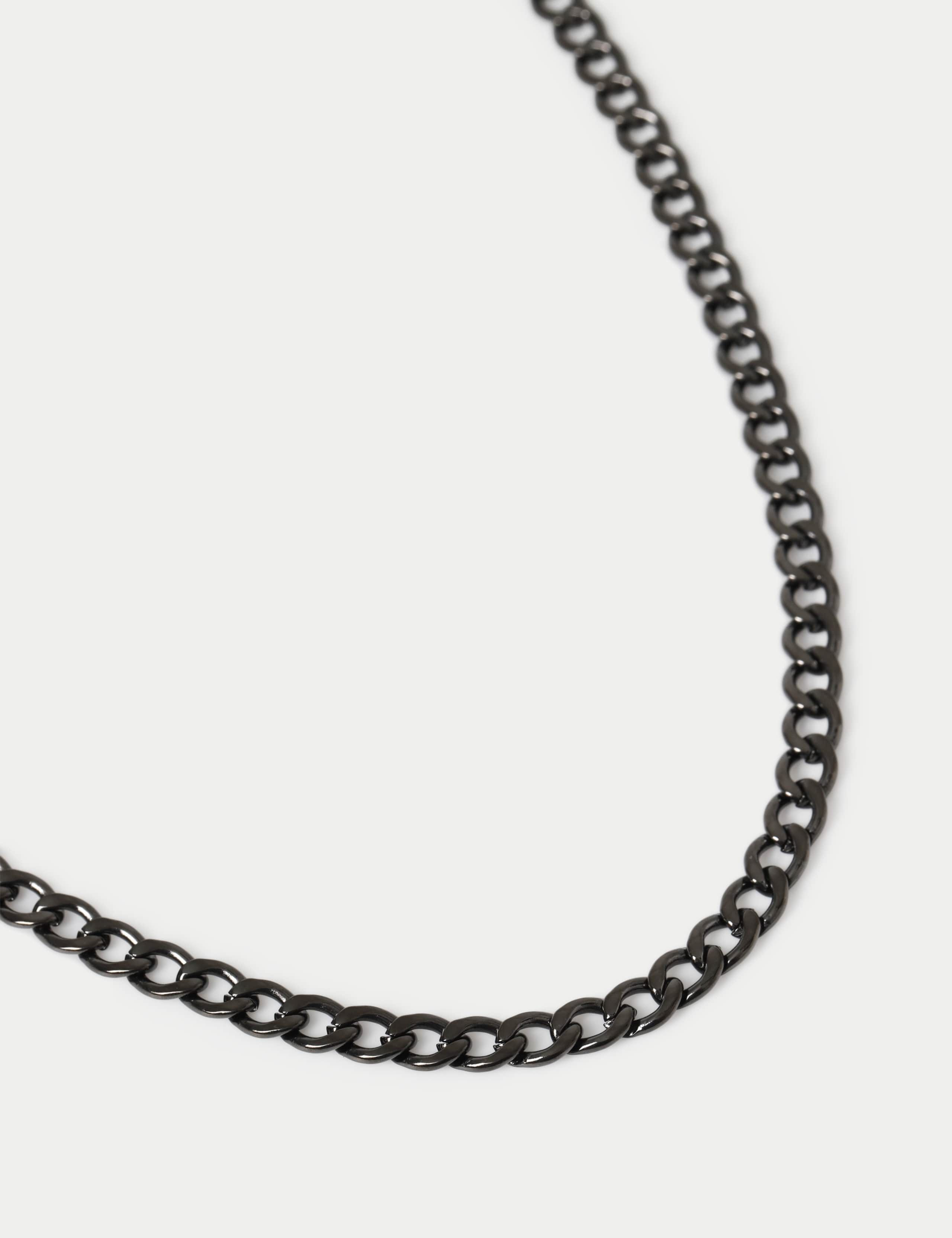 Stainless curb chain necklace with clasp fastening (British brand)