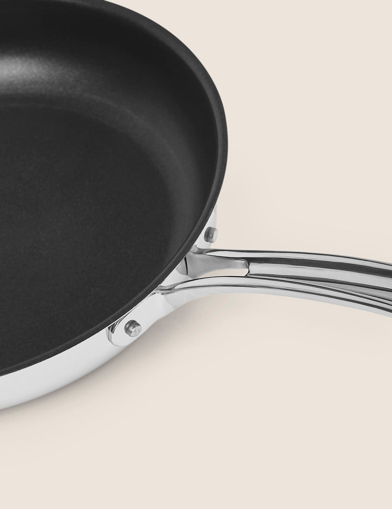 Stainless Steel Frying Pan Medium 24cm (British brand)