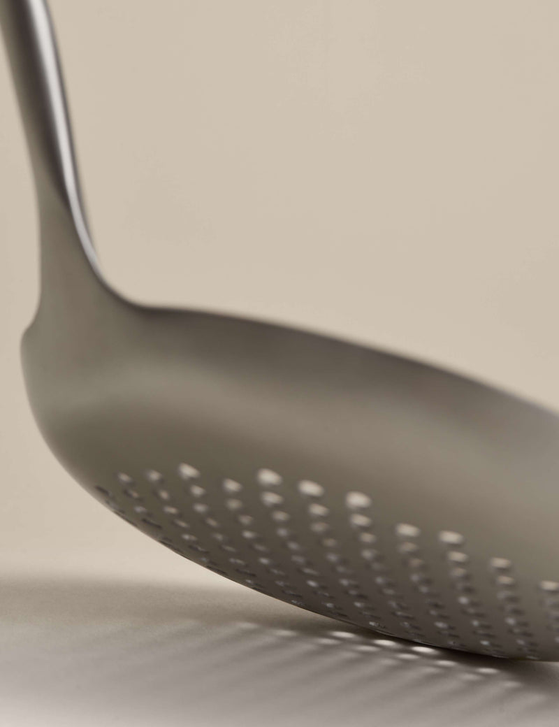 M&S stainless steel skimmer (British brand)