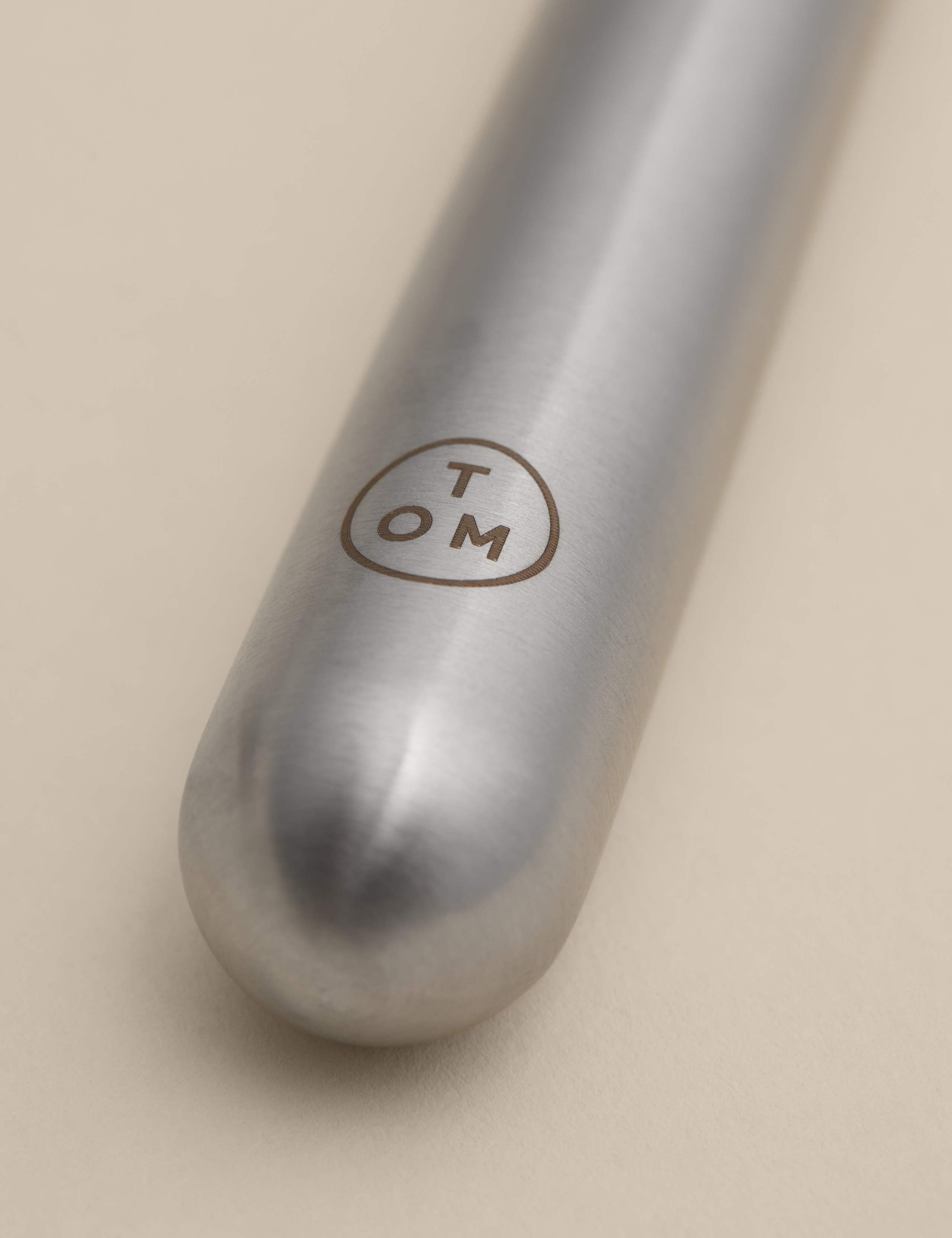 M&S stainless steel spatula 30cm, imported from the UK